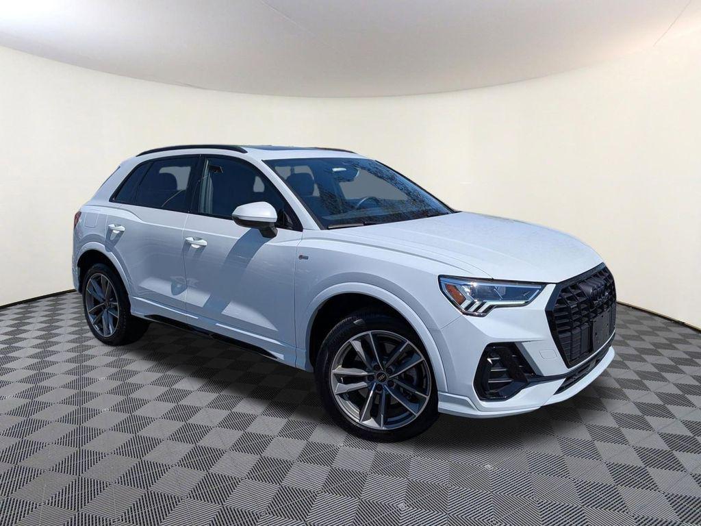 2023 Audi Q3 45 TFSI S Line Premium Plus quattro's photo
