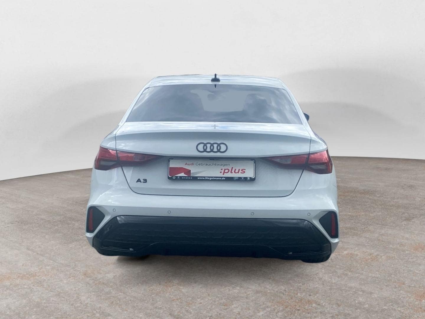 Bild über Audi A3 Limousine S line 35 TDI S tronic - für weitere Informationen kontaktieren Sie den Audi Partner