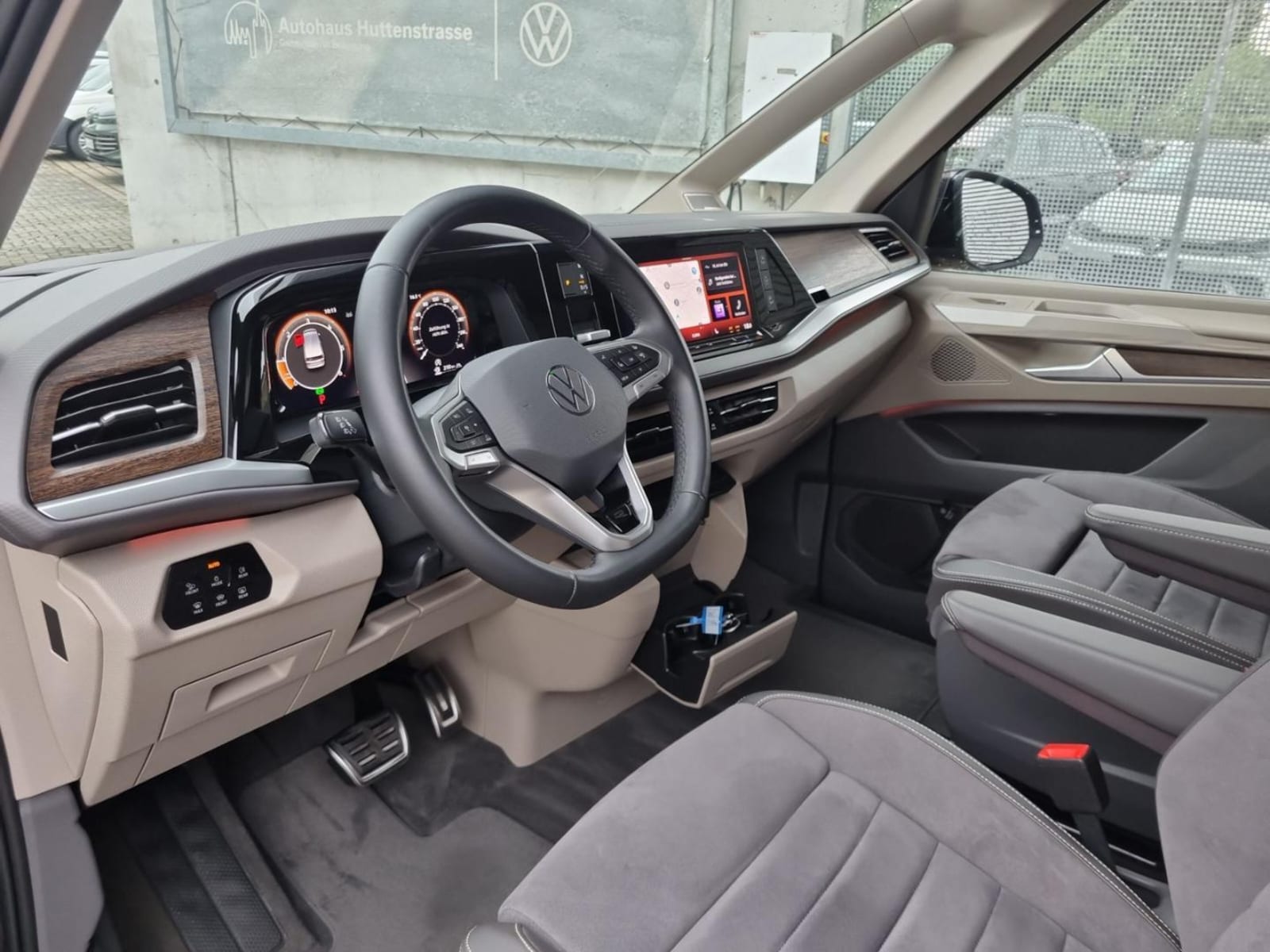 Volkswagen Multivan Langversion – Bild 10