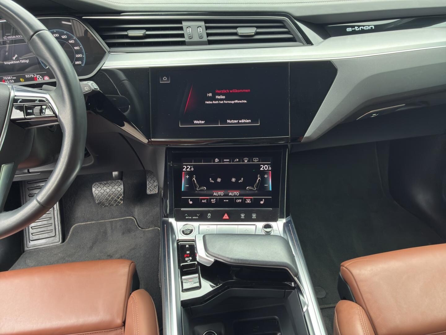 Bild über Audi e-tron Black Edition S line 55 quattro 300,00 kW - for more details contact your dealer
