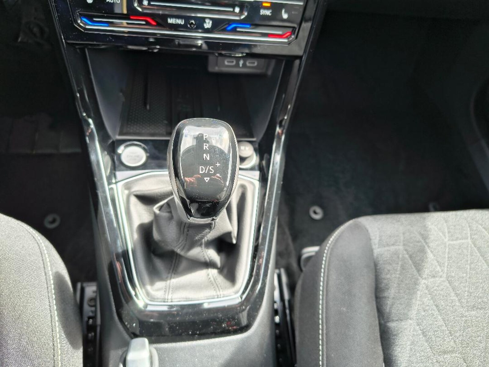 Volkswagen T-Cross – Bild 9