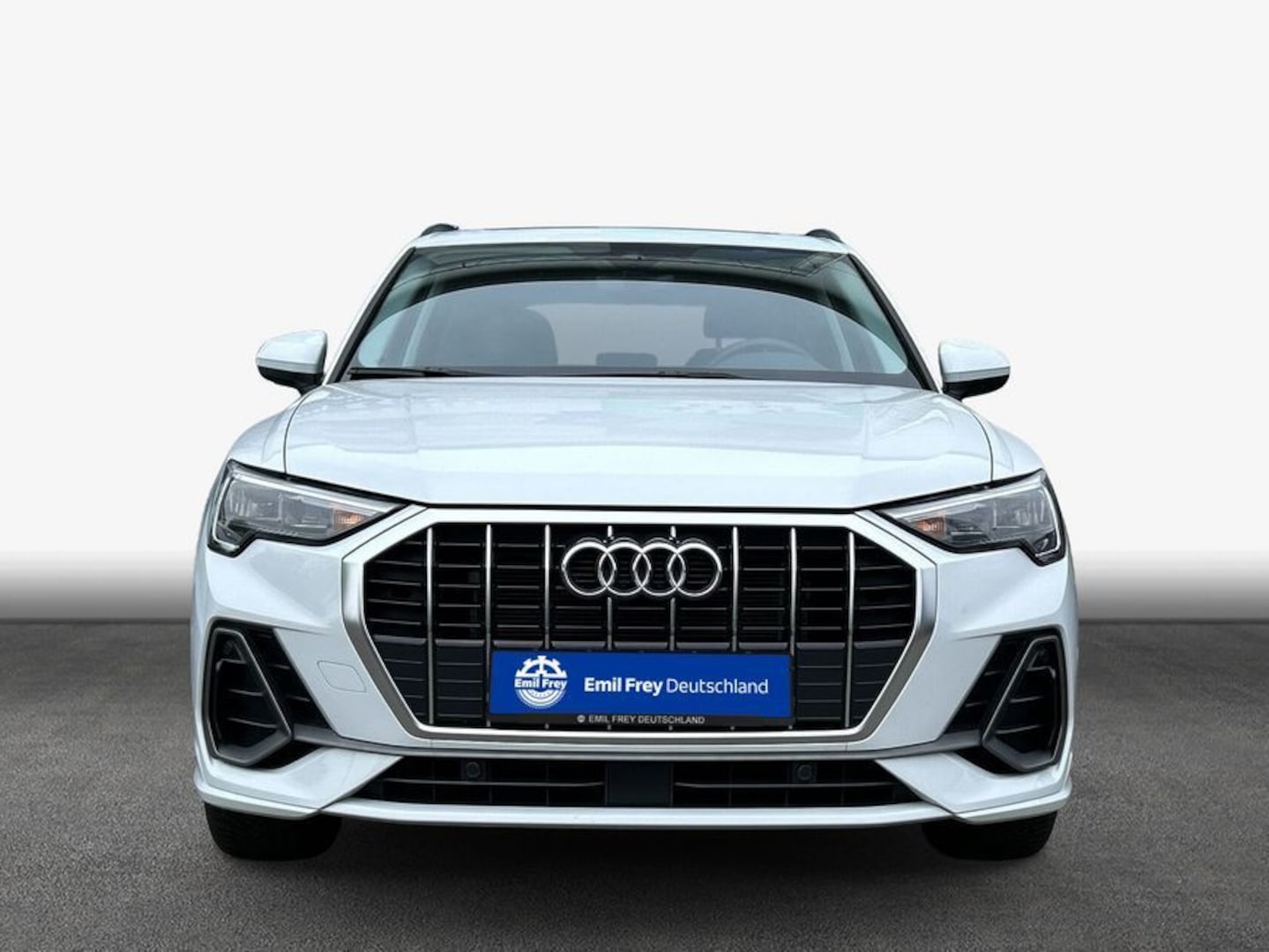 Bild über Audi Q3 S line 35 TFSI S tronic - für weitere Informationen kontaktieren Sie den Audi Partner