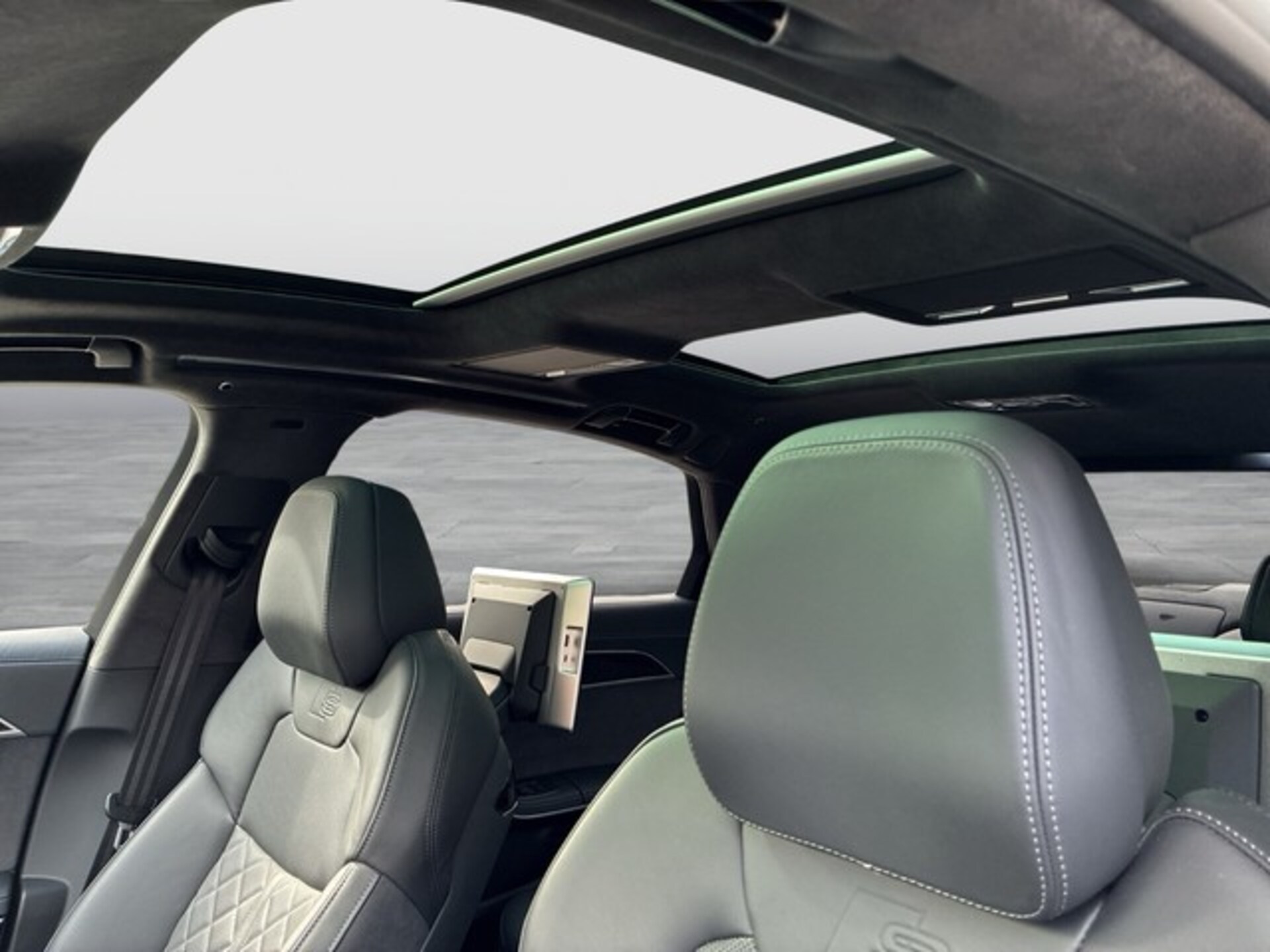 Audi A8 Lang