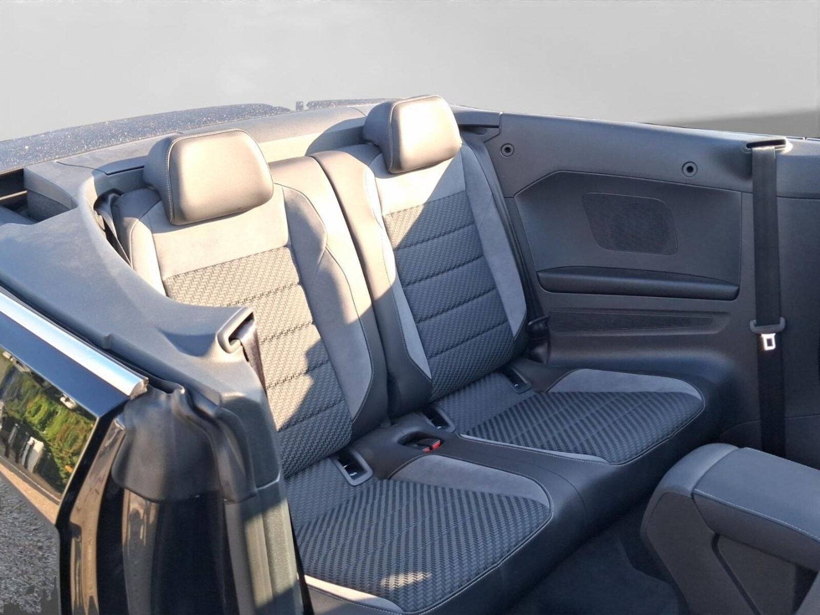 Volkswagen T-Roc Cabriolet – Bild 5