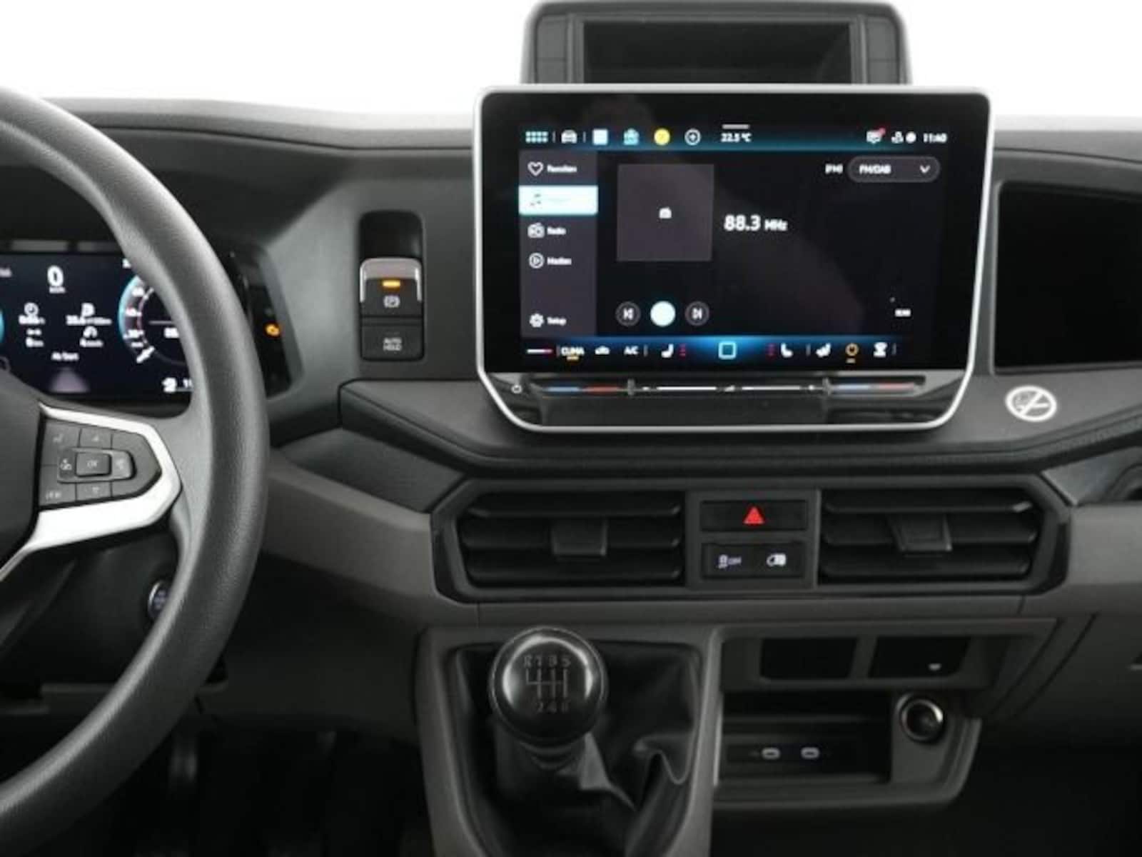 Volkswagen Crafter Kasten mittlerer Radstand – Bild 4