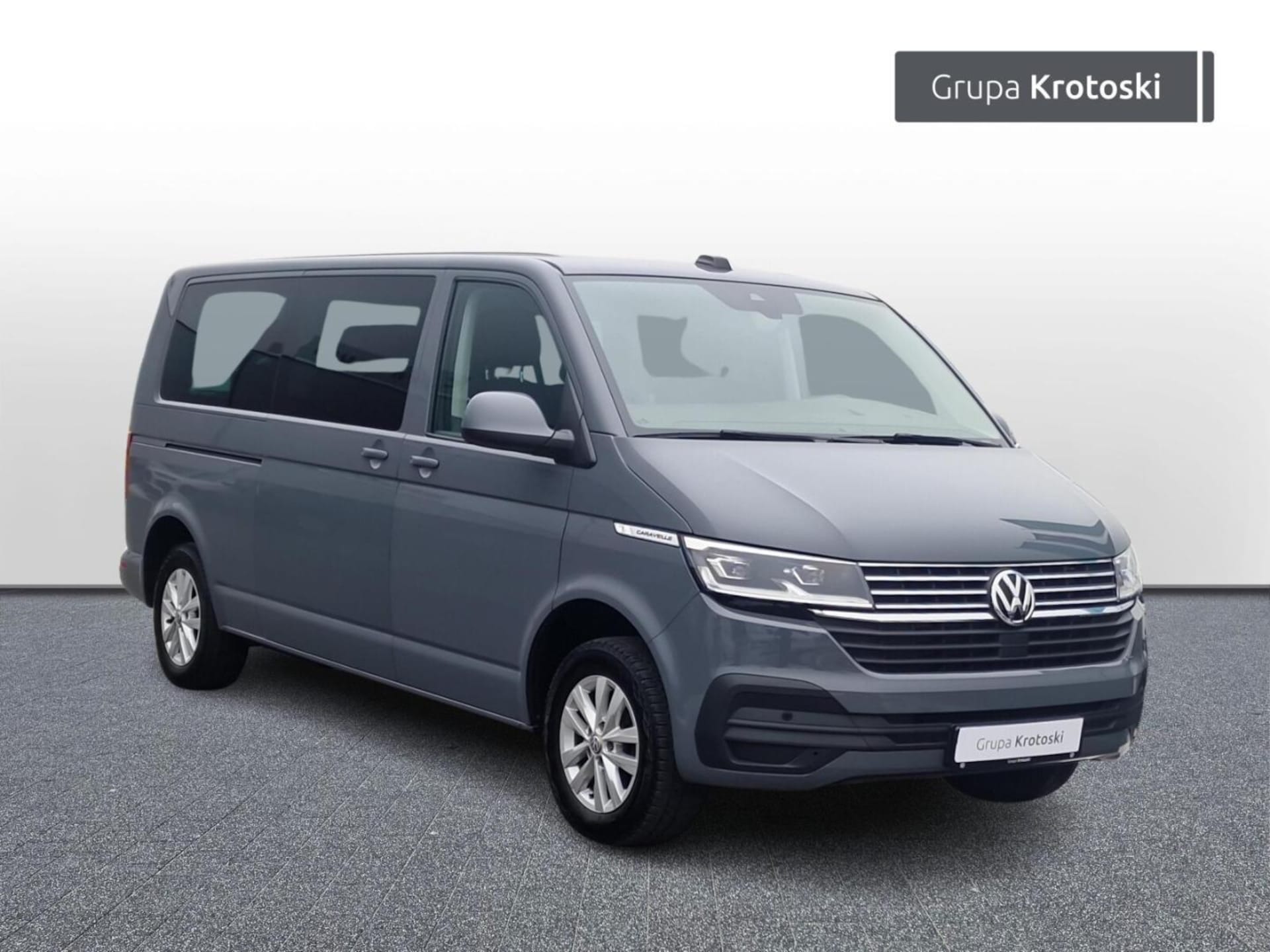 Volkswagen Caravelle 6.1 długi roztaw osi SE
