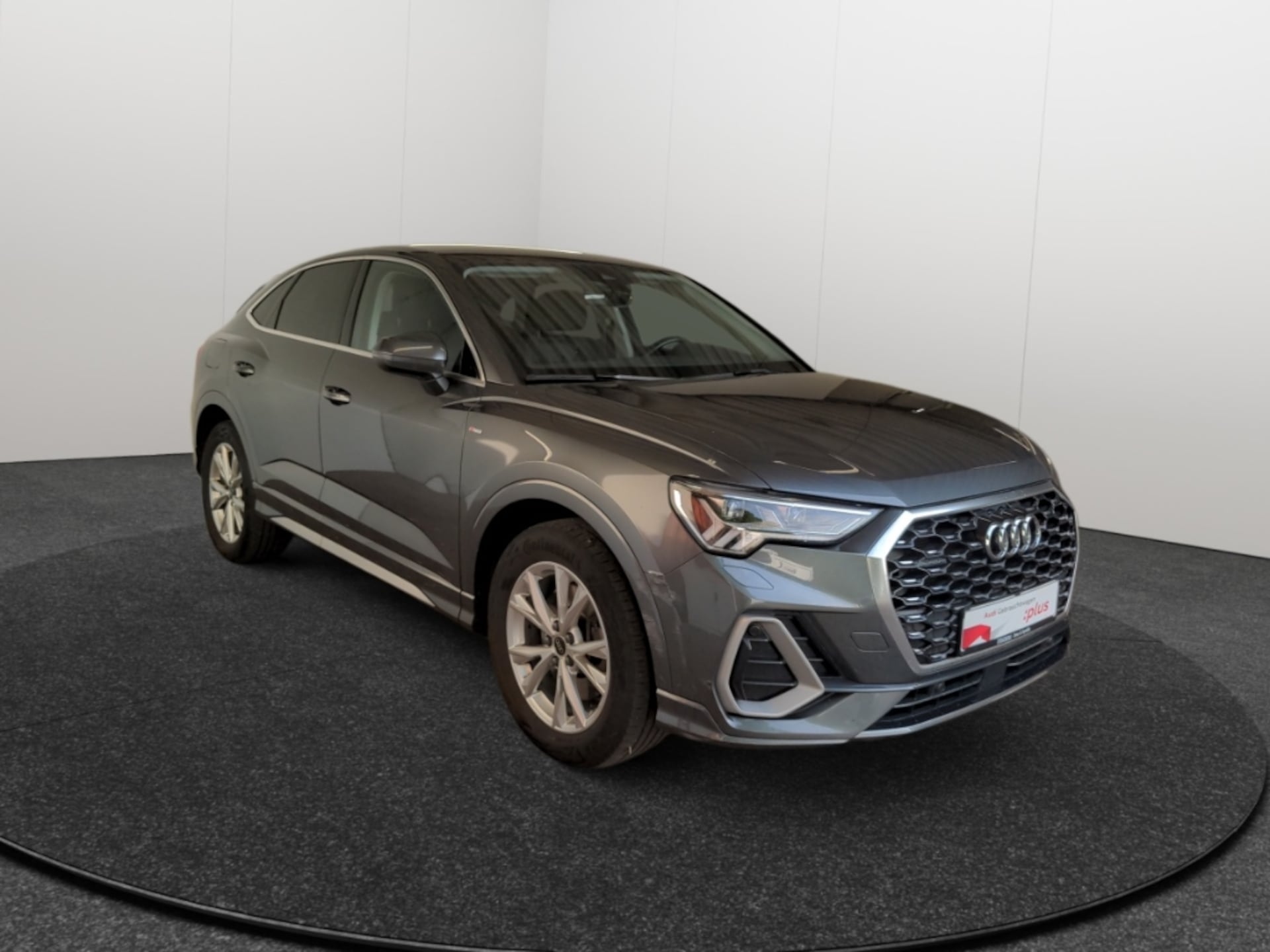 Audi Q3 Sportback S line
