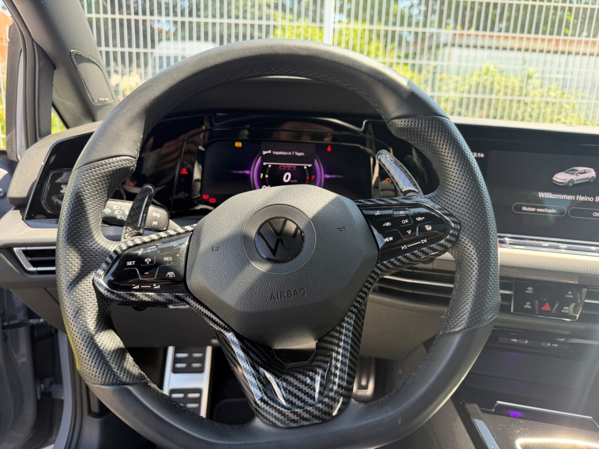 Volkswagen Golf GTI