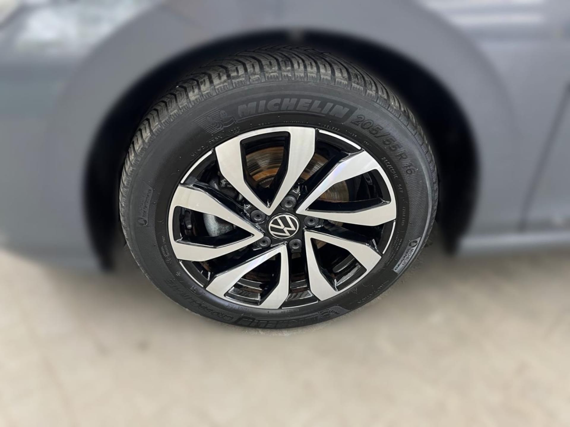 Volkswagen Golf Active