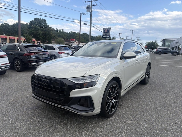 2023 Audi Q8