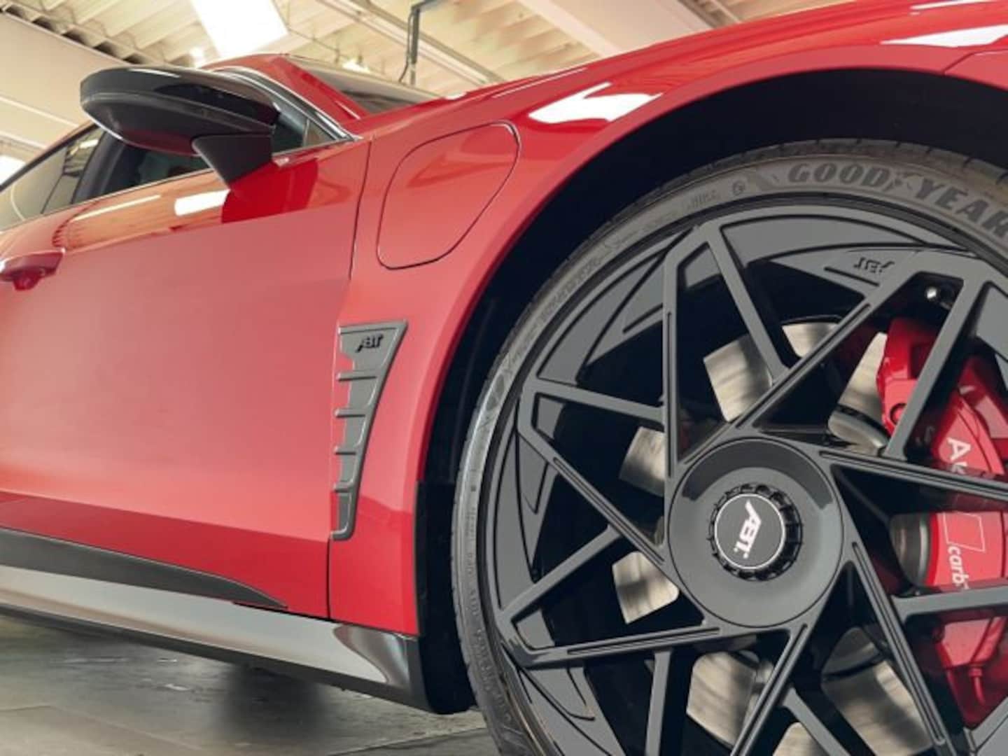 Bild über Audi RS e-tron GT e-tron quattro - für weitere Informationen kontaktieren Sie den Audi Partner