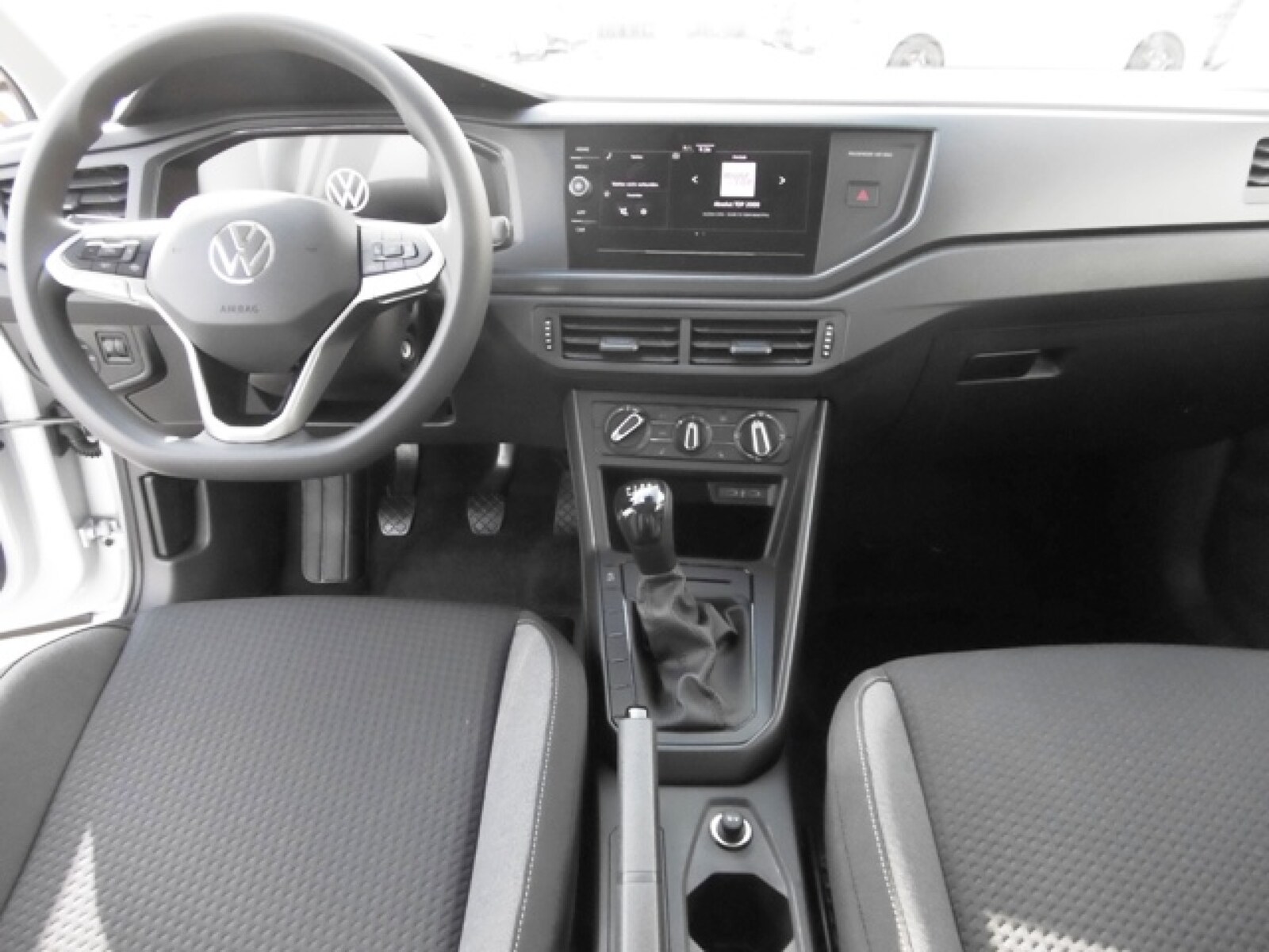 Volkswagen Polo – Bild 9