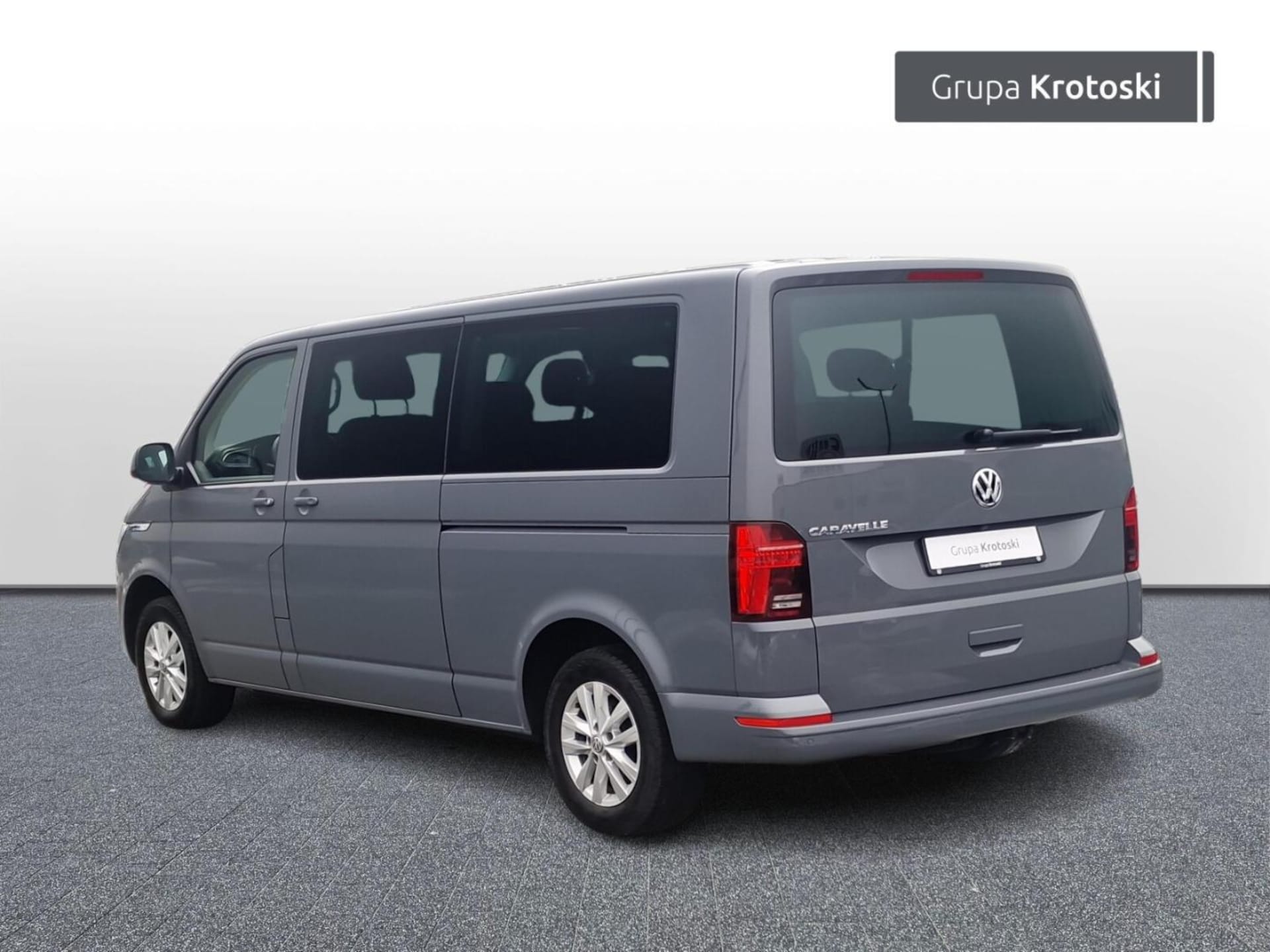 Volkswagen Caravelle 6.1 długi roztaw osi SE