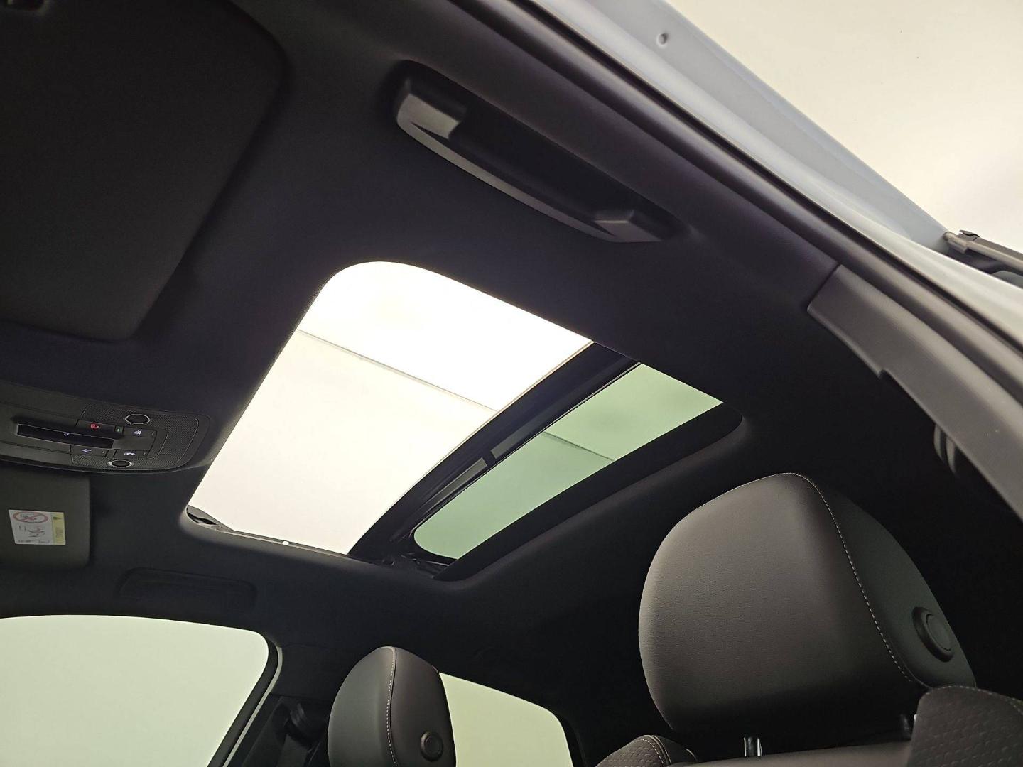 Image about Audi Q3 Sportback S line 35 TDI 110 kW (150 ch) S tronic