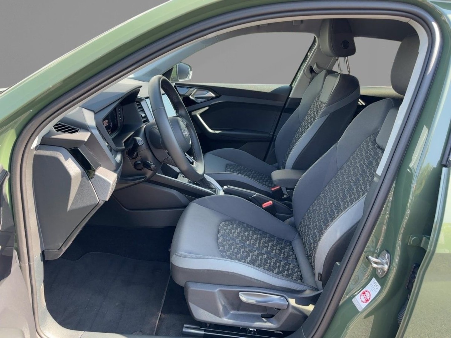 Bild über Audi A1 Sportback advanced 30 TFSI S tronic - für weitere Informationen kontaktieren Sie den Audi Partner