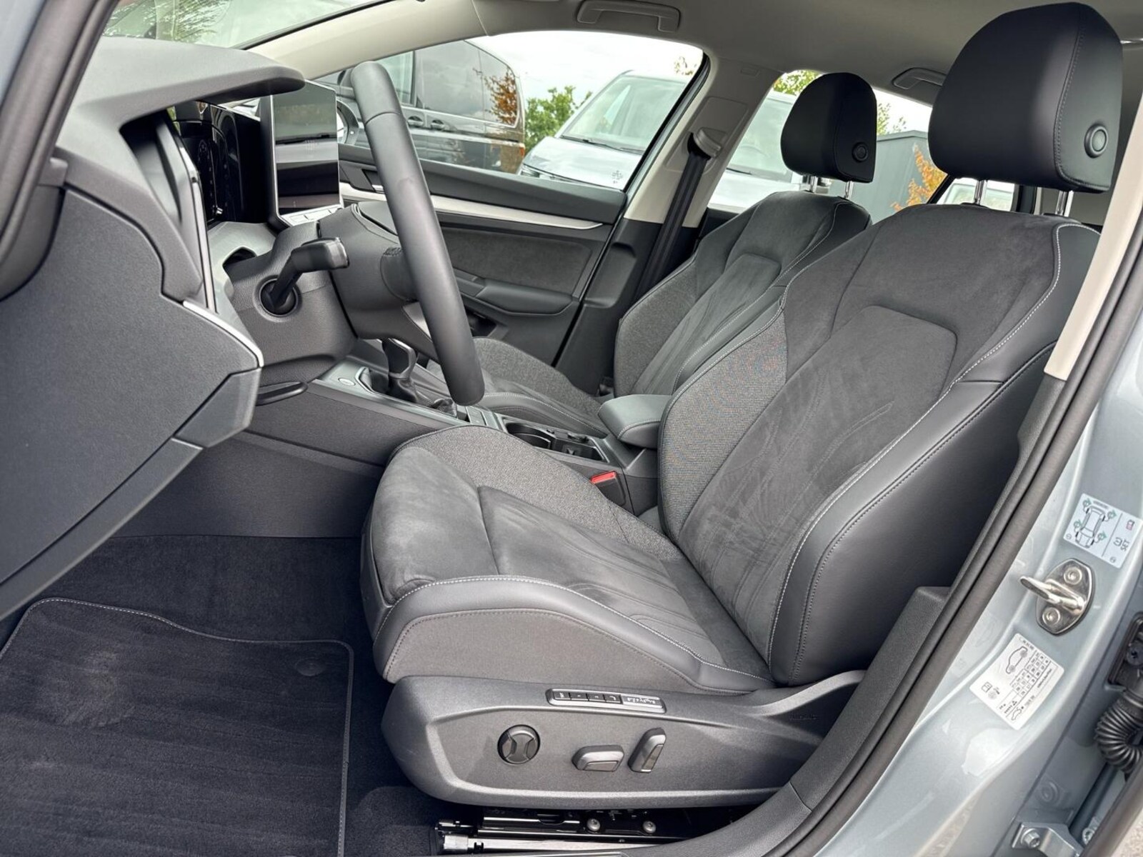Volkswagen Golf – Bild 12