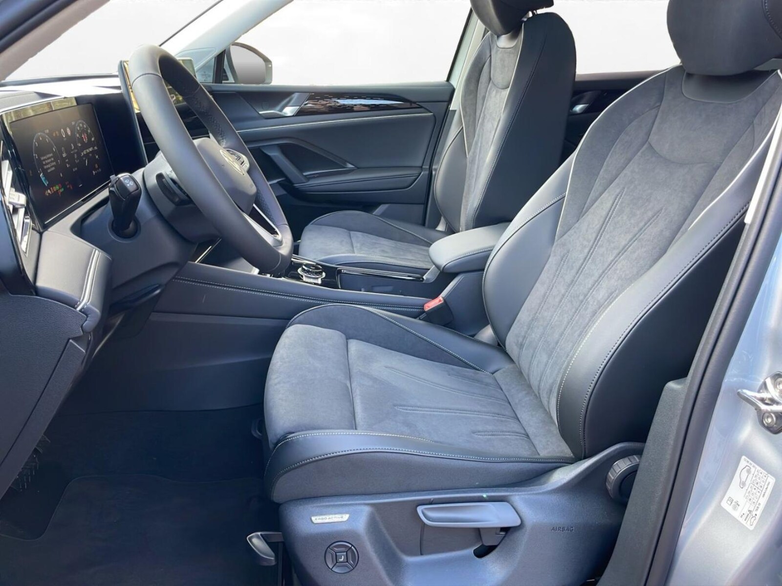 Volkswagen Tiguan – Bild 4