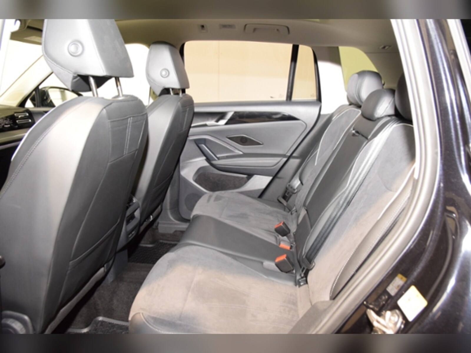 Volkswagen Tiguan – Bild 9