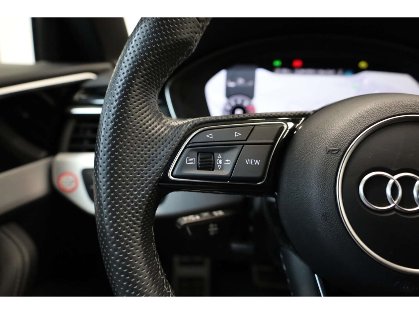 Image about Audi A4 Avant 35 TFSI S tronic