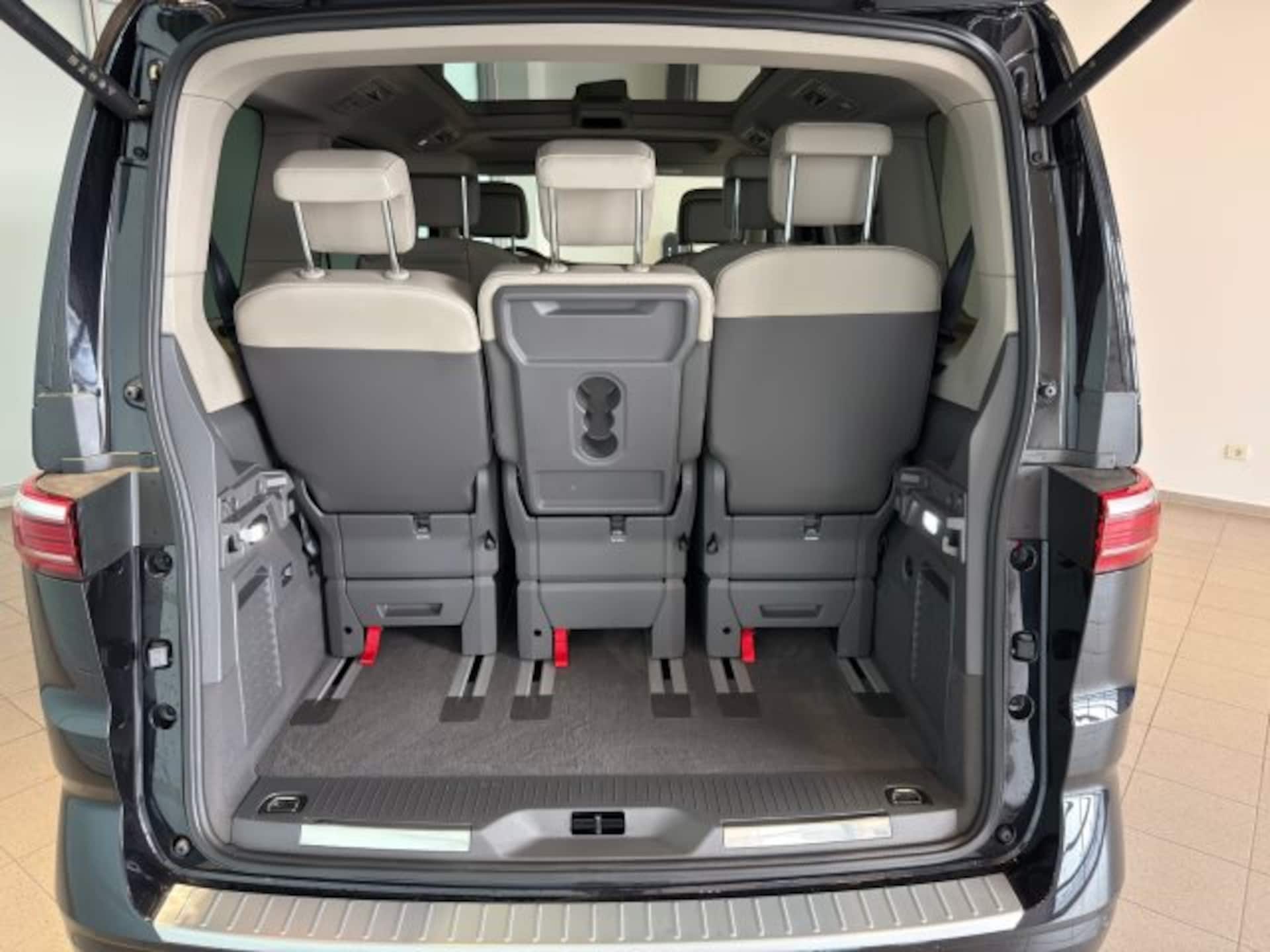 Volkswagen Multivan Style
