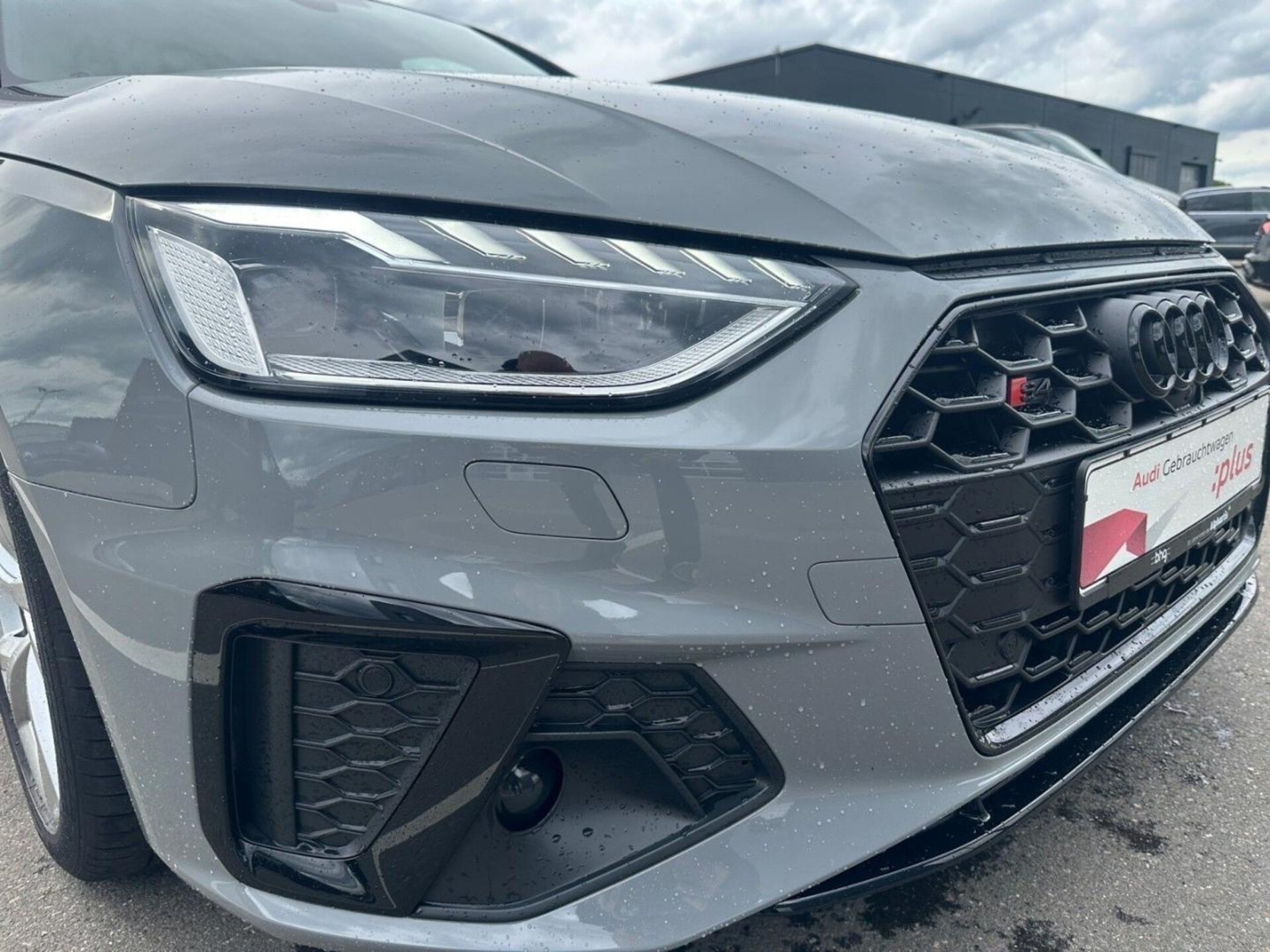 Audi S4 Avant