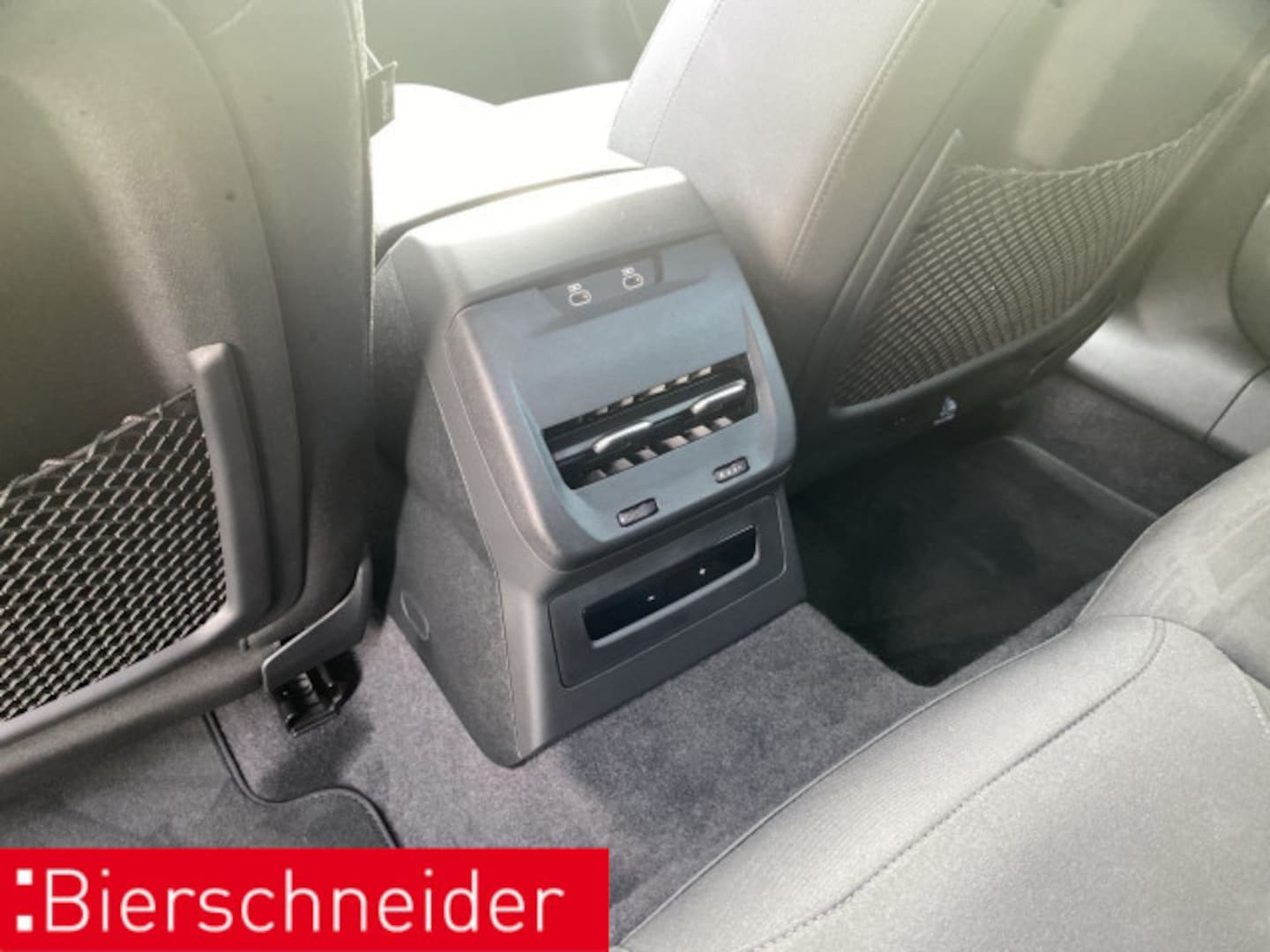 Bild über Audi A5 Avant TFSI S tronic - für weitere Informationen kontaktieren Sie den Audi Partner