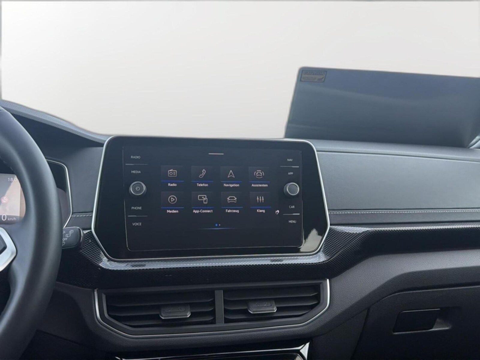 Volkswagen T-Cross – Bild 11