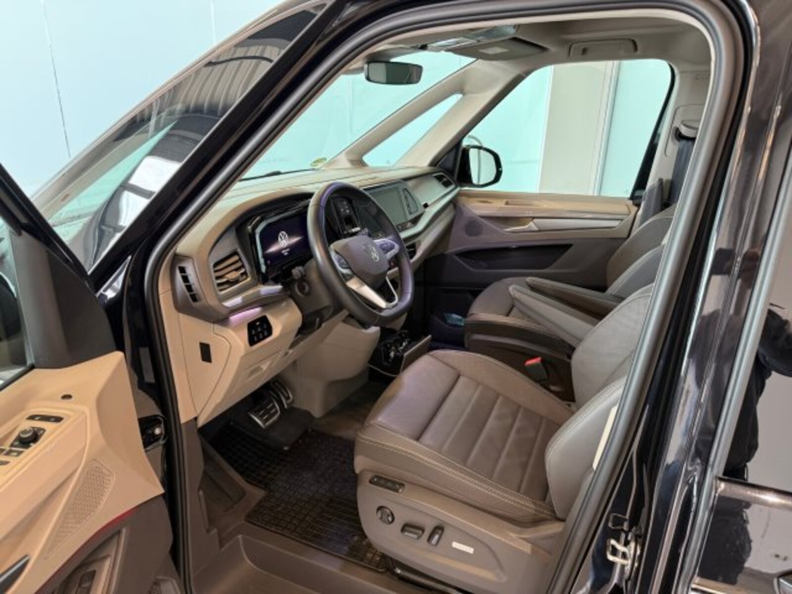 Volkswagen Multivan – Bild 14