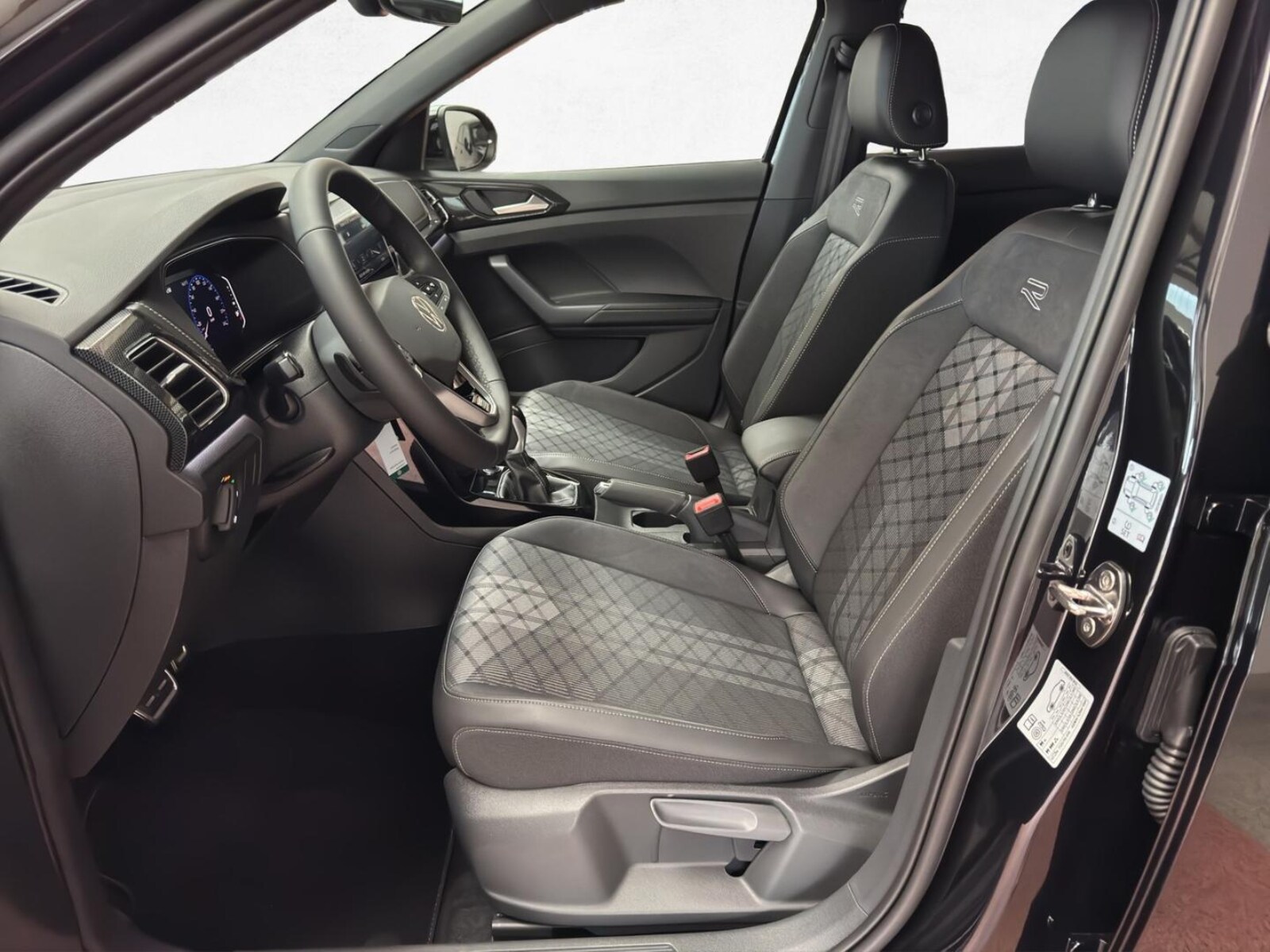 Volkswagen T-Cross – Bild 8