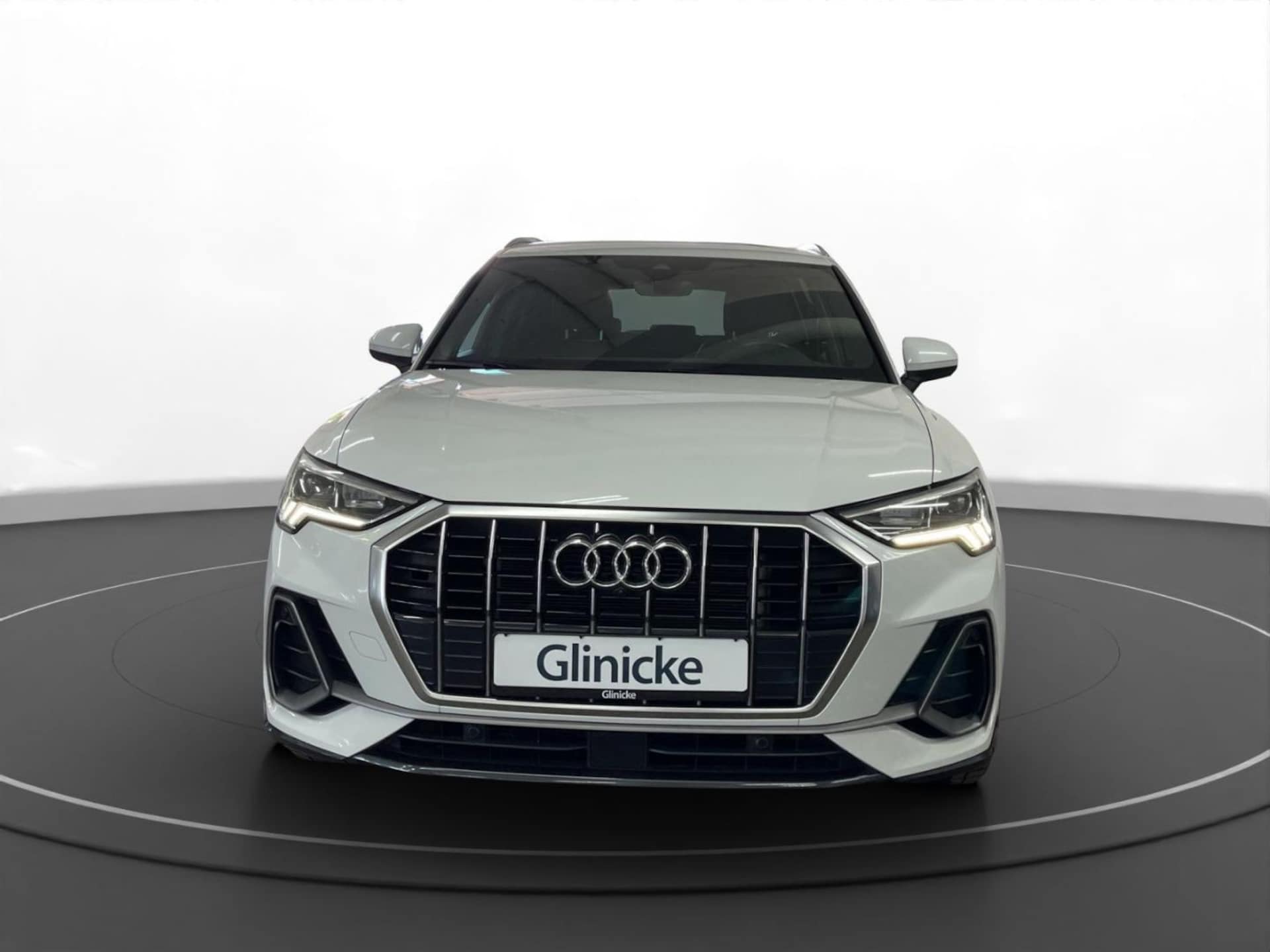 Audi Q3 TFSI e S line