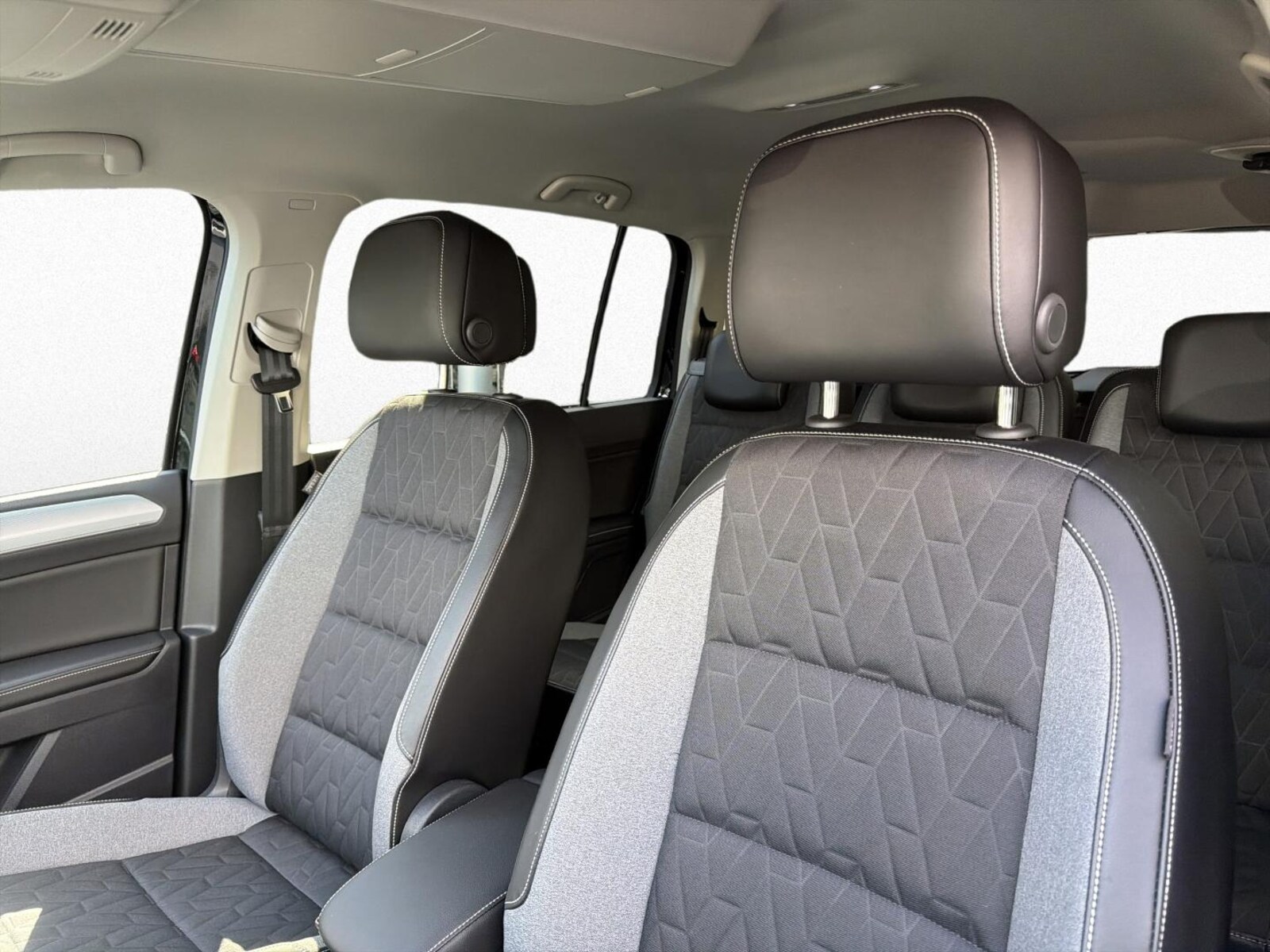 Volkswagen Touran – Bild 5