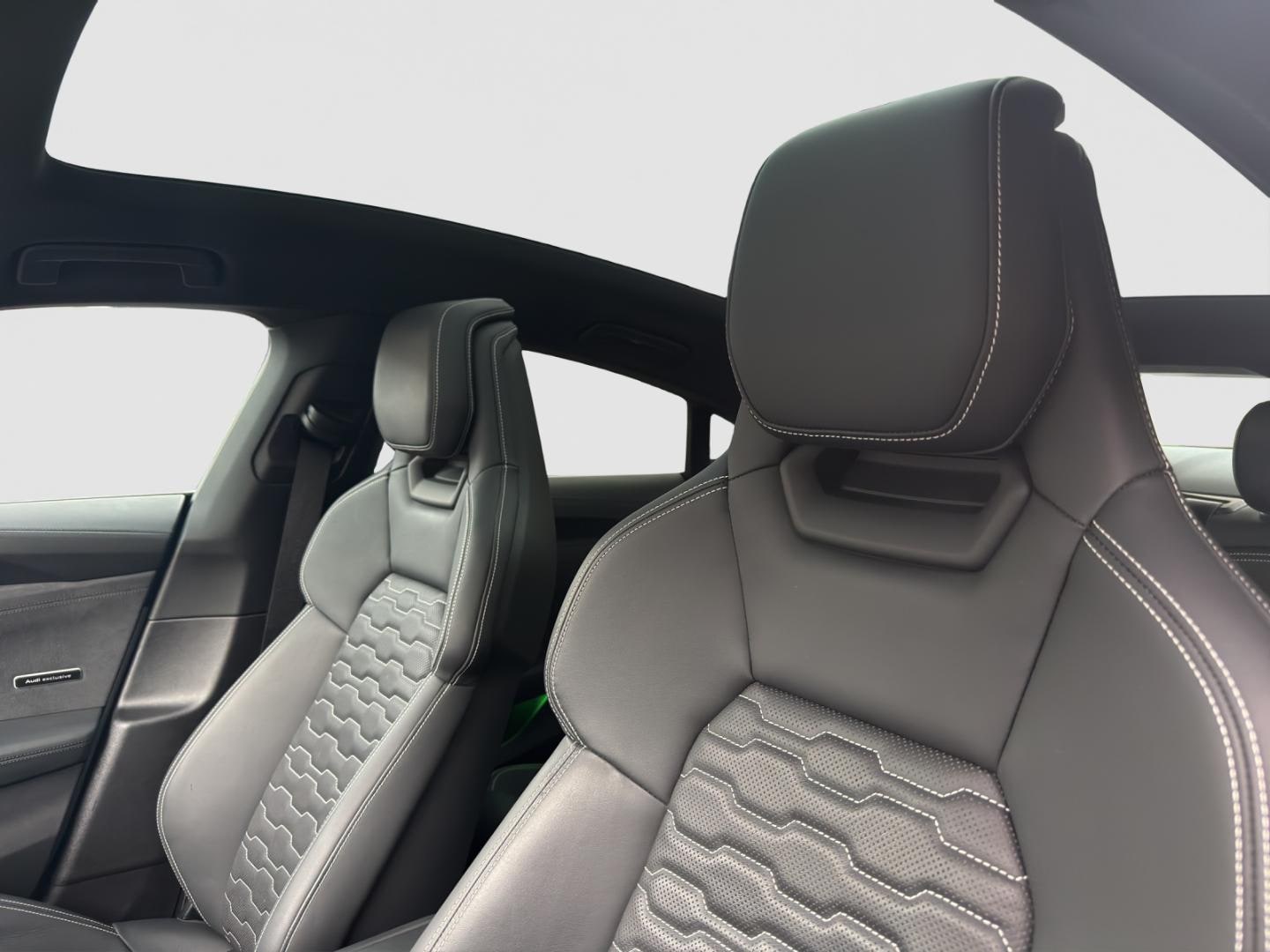 Bild über Audi e-tron GT e-tron quattro - für weitere Informationen kontaktieren Sie den Audi Partner