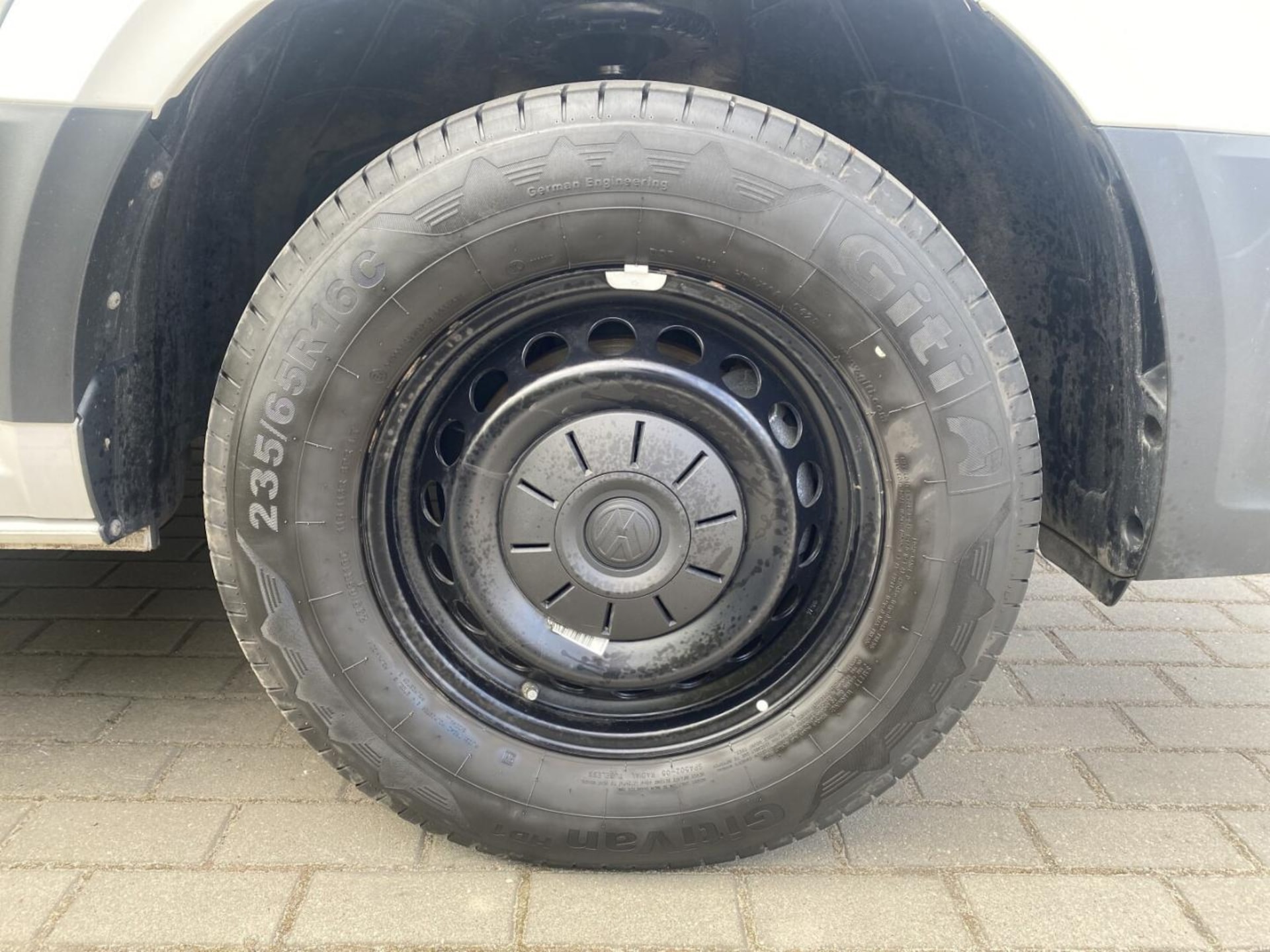 Volkswagen Crafter Furgon długi rozstaw osi
