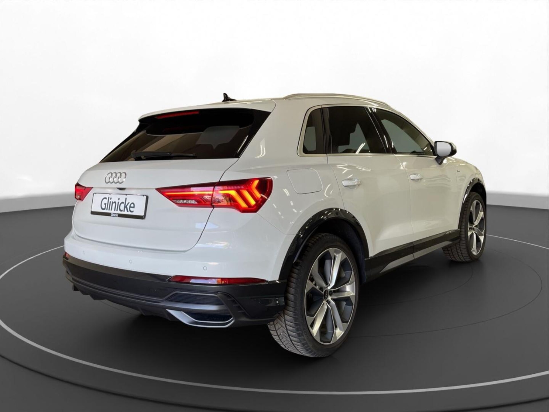 Audi Q3 TFSI e S line