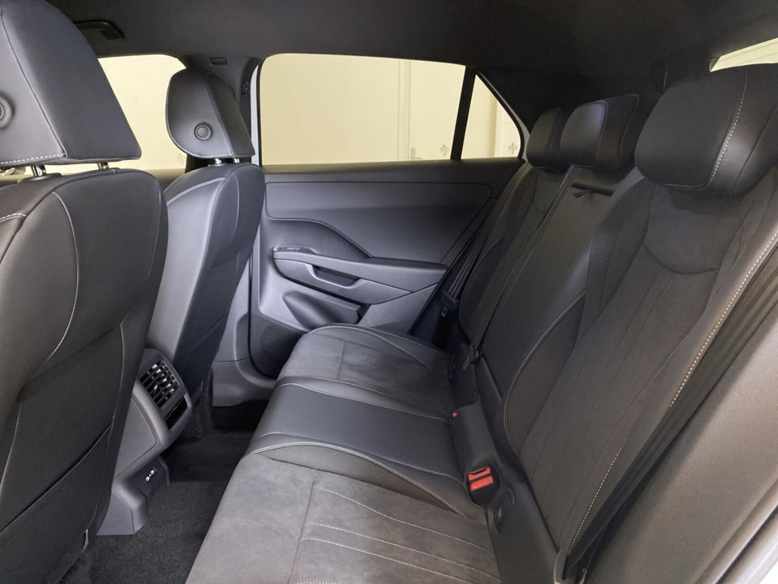 Volkswagen T-Roc – Bild 11