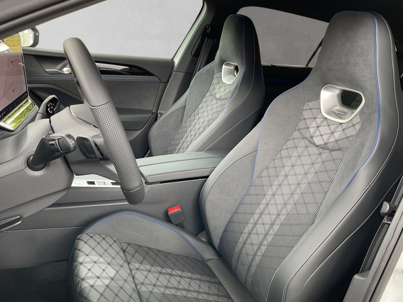 Volkswagen Passat – Bild 13