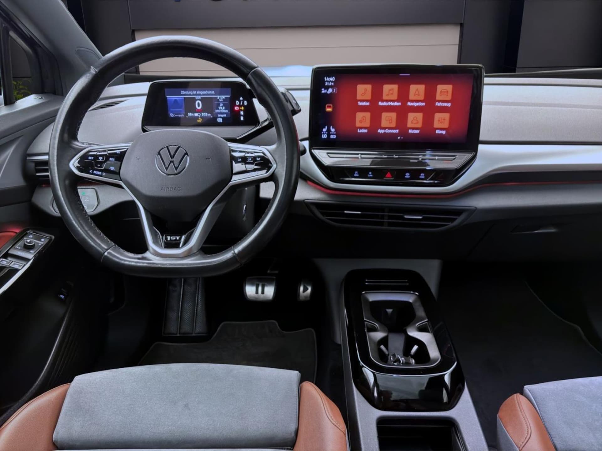 Volkswagen ID.4 1st Max