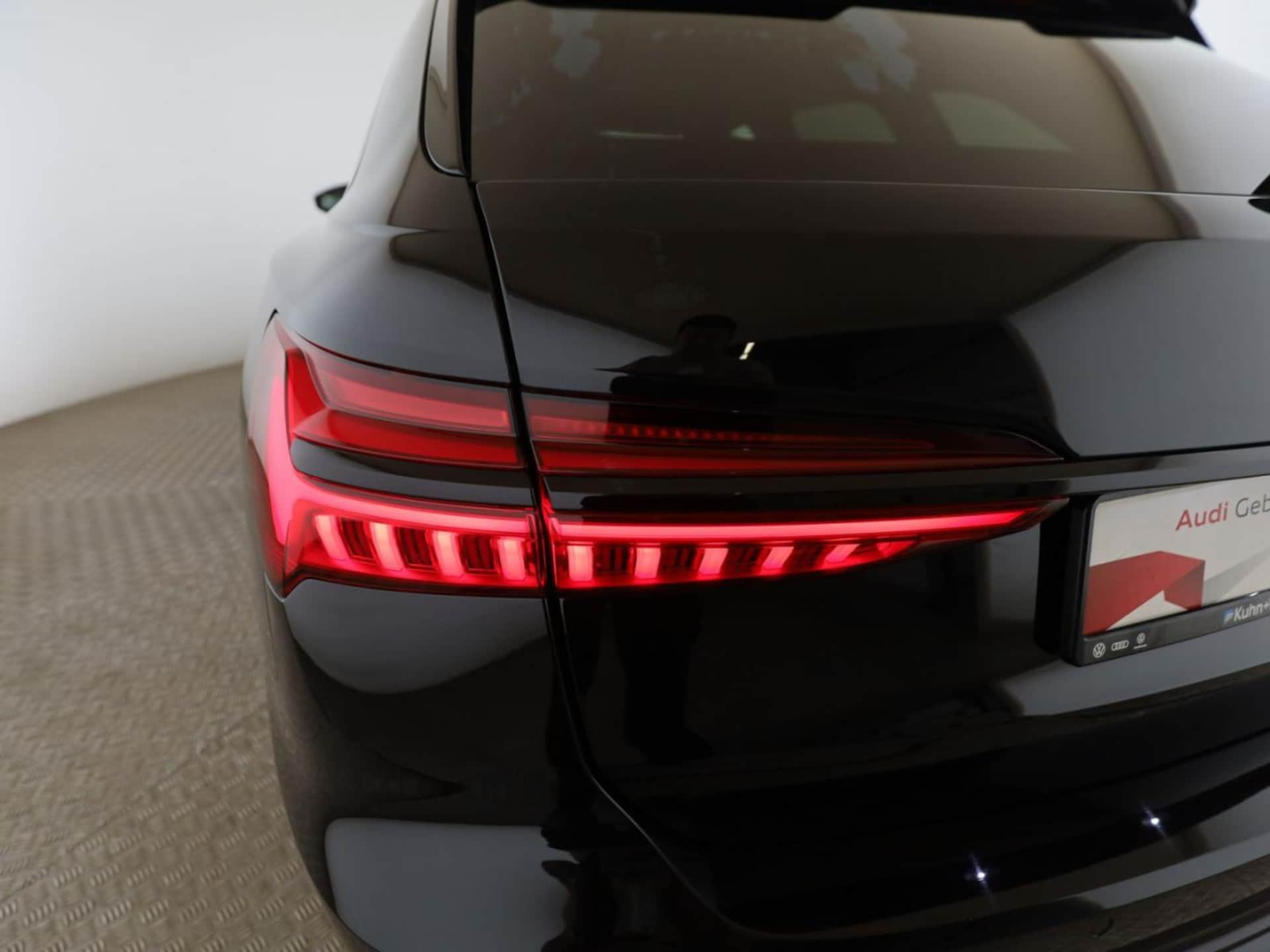 Audi S6 Avant