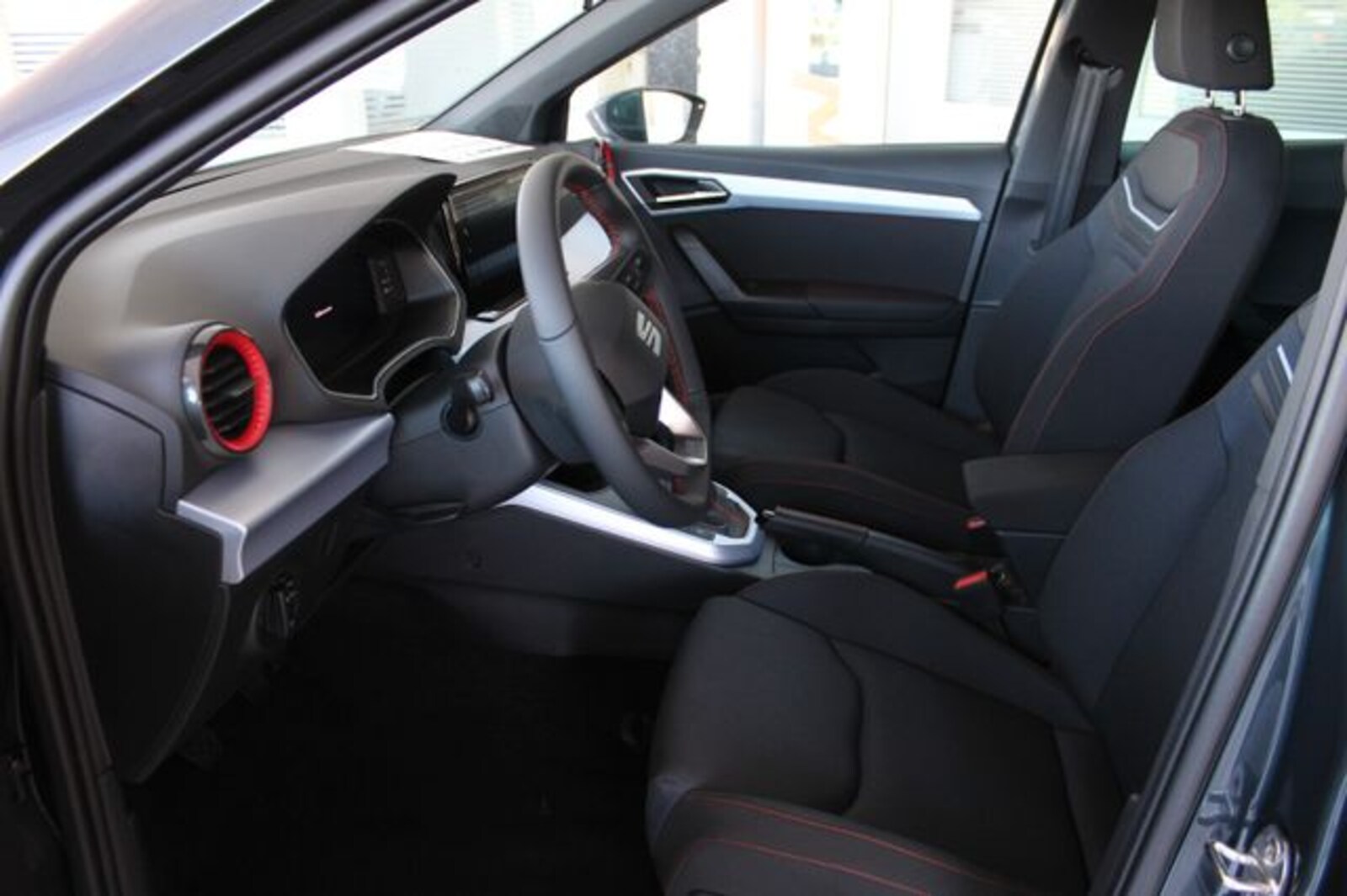 SEAT Arona – Bild 9