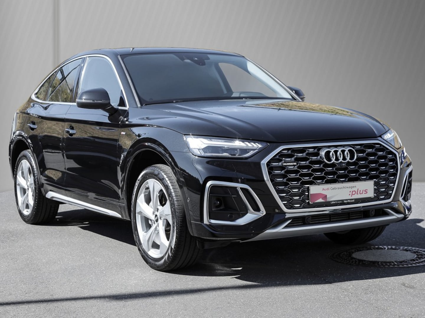 Bild über Audi Q5 Sportback 40 TFSI quattro S tronic - für weitere Informationen kontaktieren Sie den Audi Partner