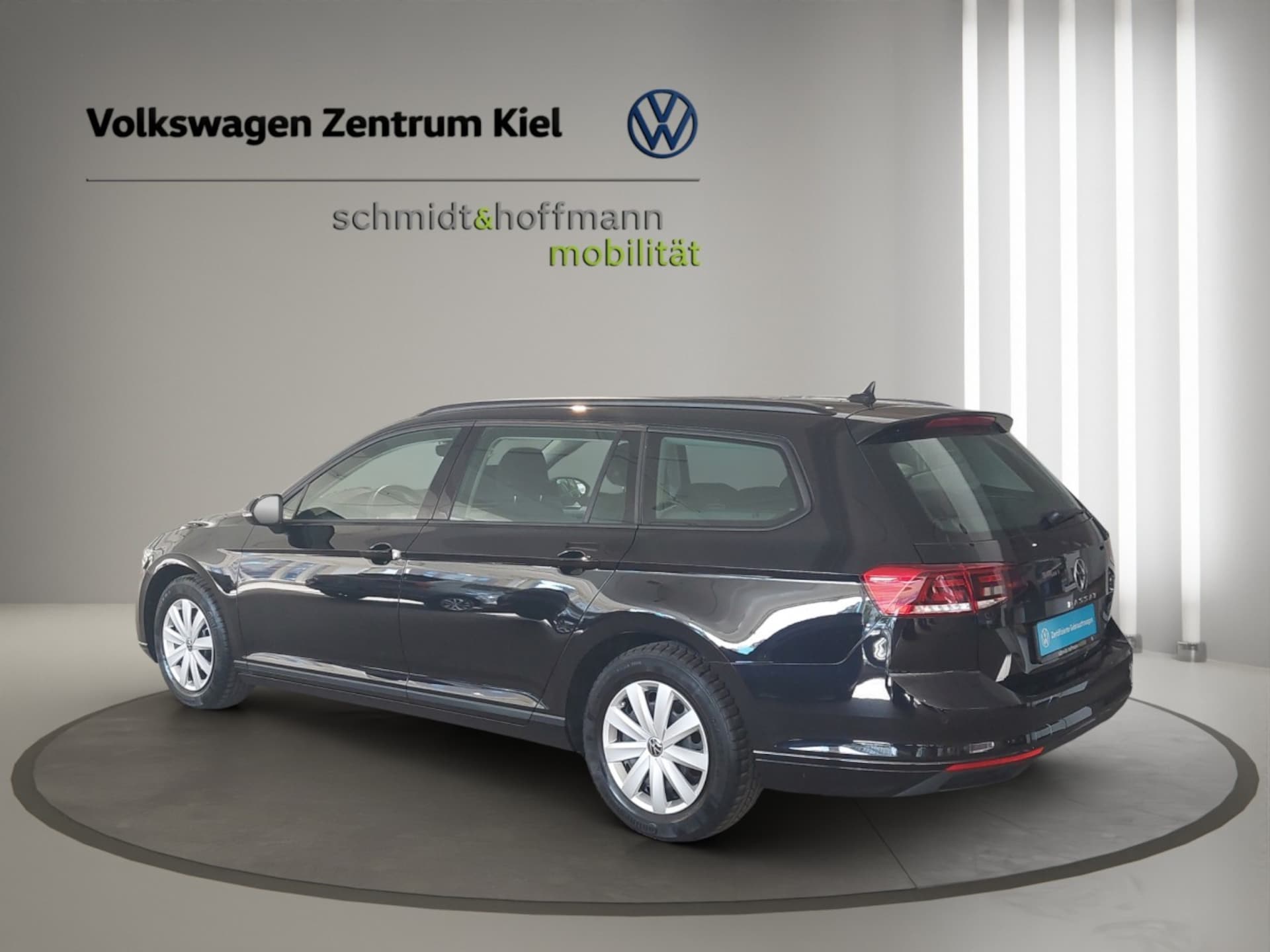 Volkswagen Passat Variant Basis-Modell