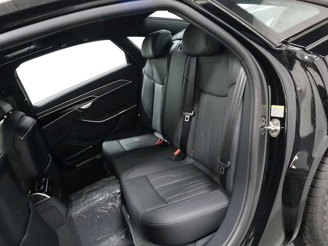 2026 Audi A8 Base - Photo 34