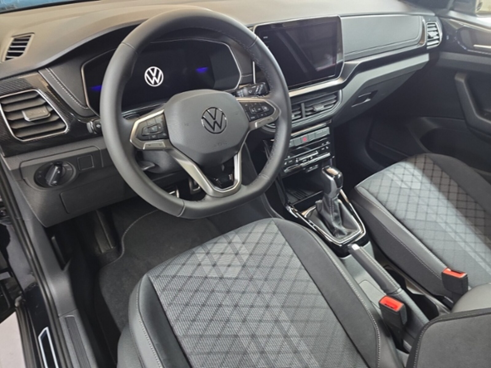 Volkswagen T-Cross – Bild 7
