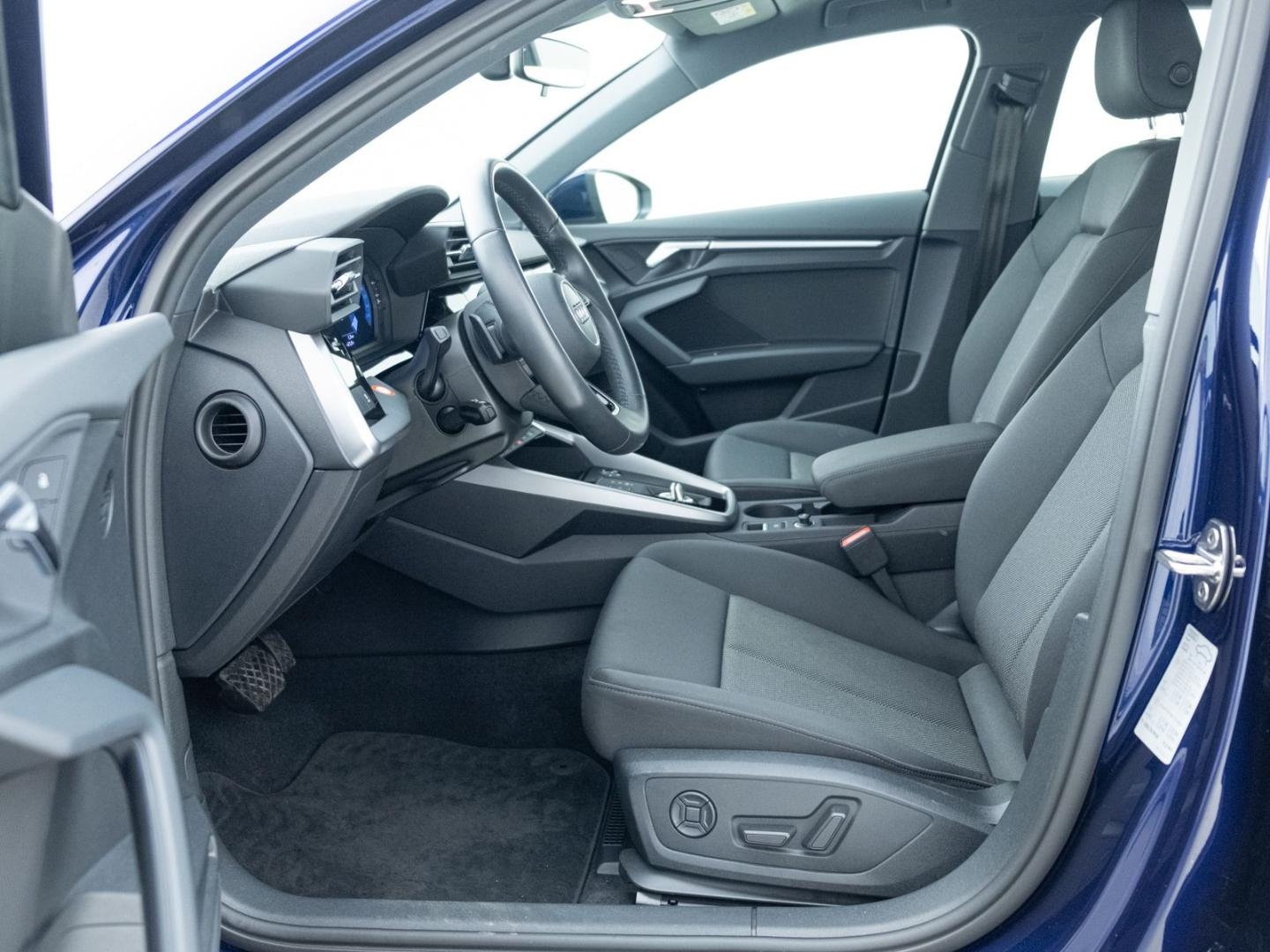 Bild über Audi A3 Sportback advanced 35 TFSI S tronic - für weitere Informationen kontaktieren Sie den Audi Partner