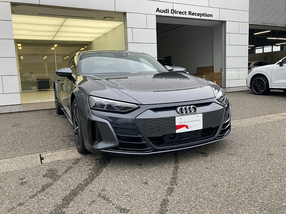 Image about Audi e-tron GT e-tron GT quattro 350,00 kW