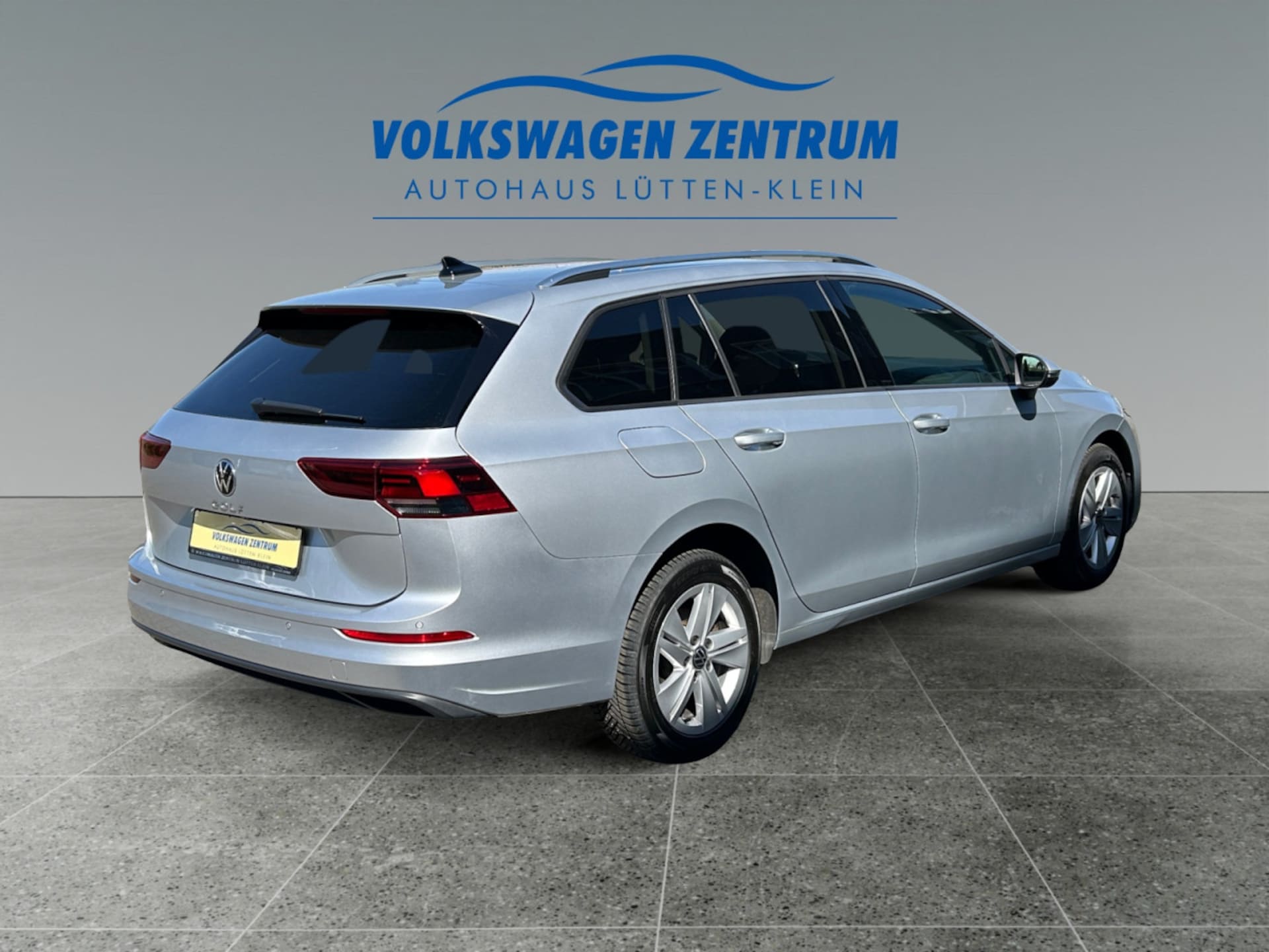 Volkswagen Golf Variant Life