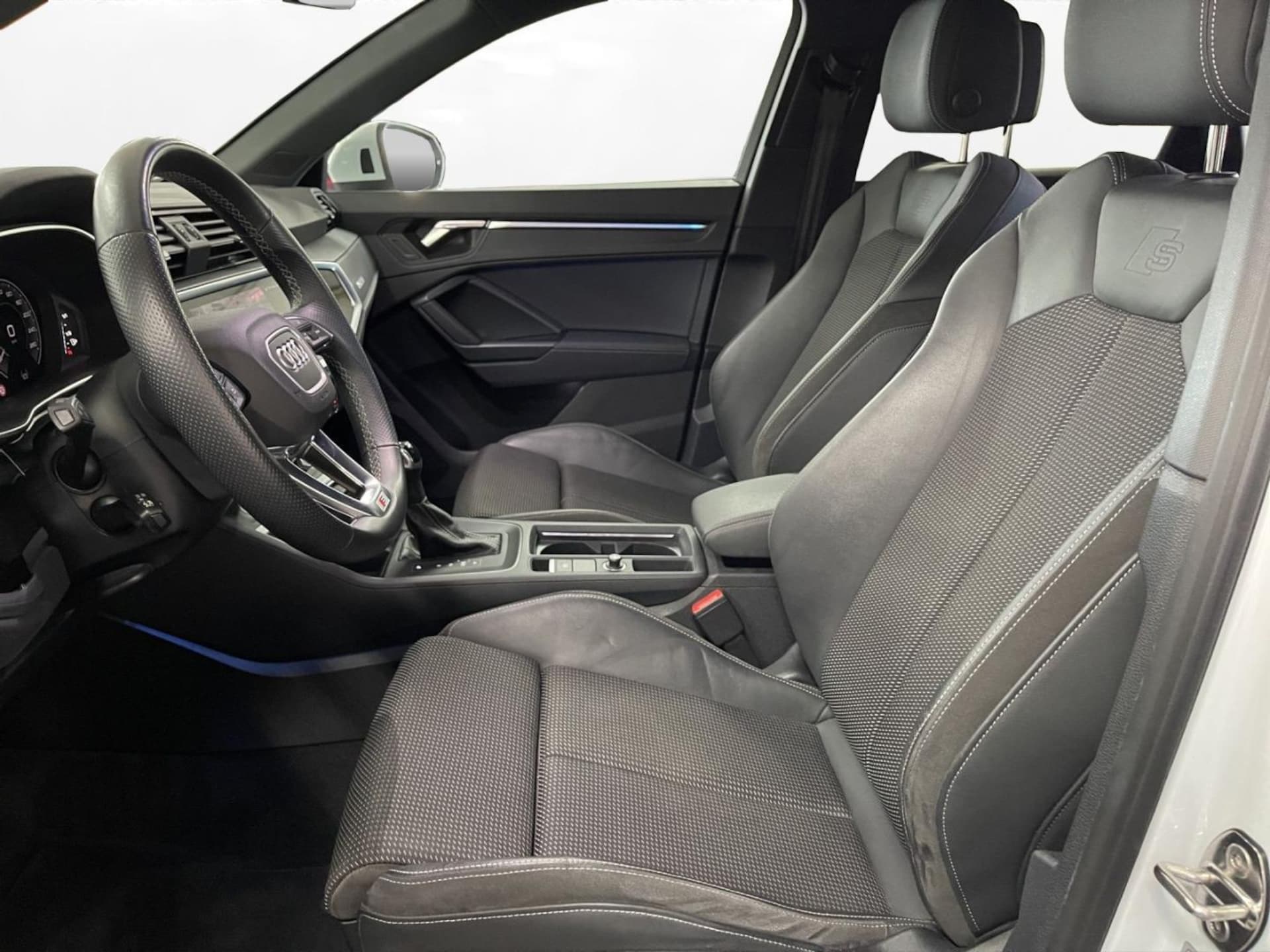Audi Q3 TFSI e S line