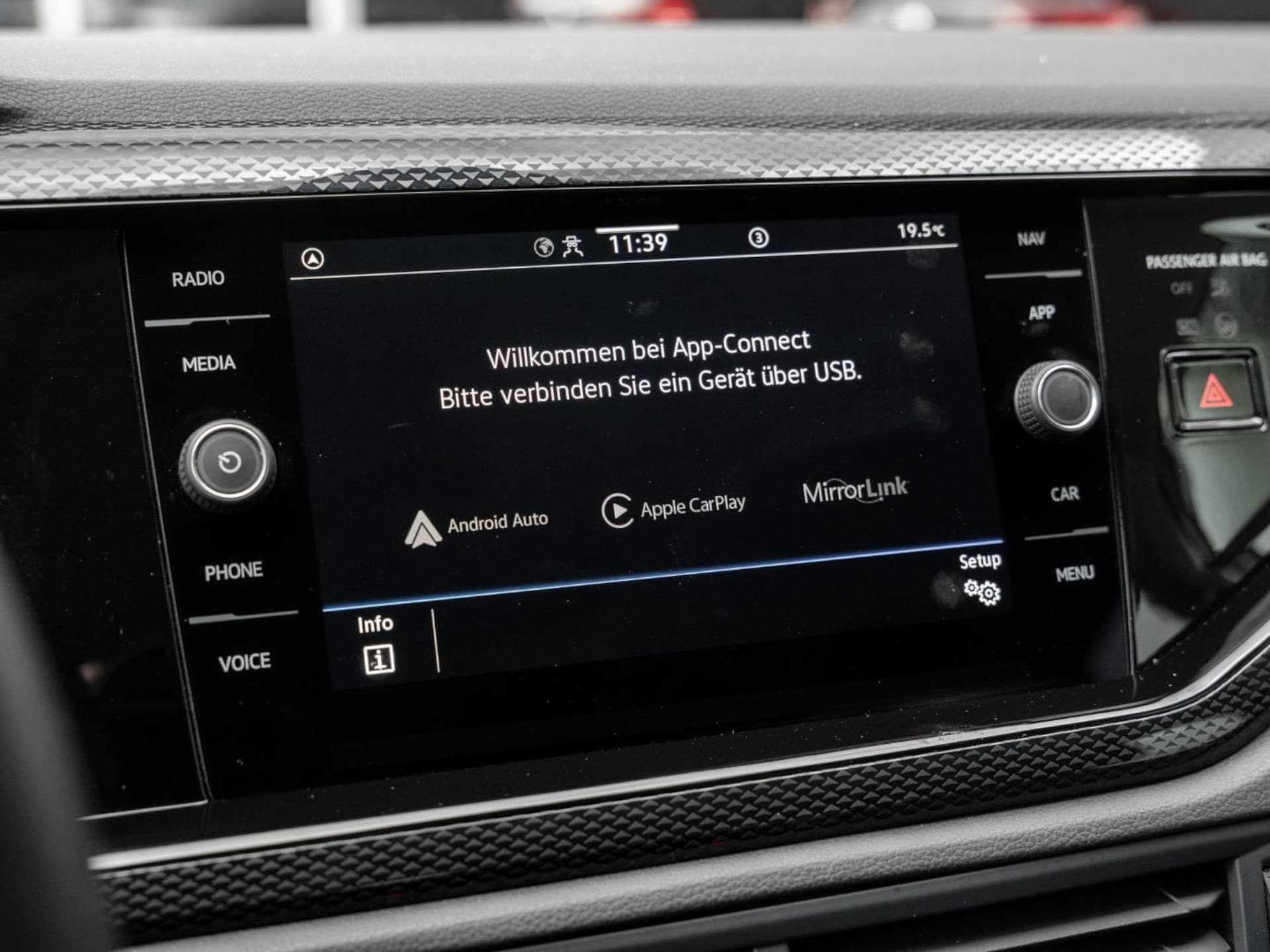 Volkswagen Polo Active