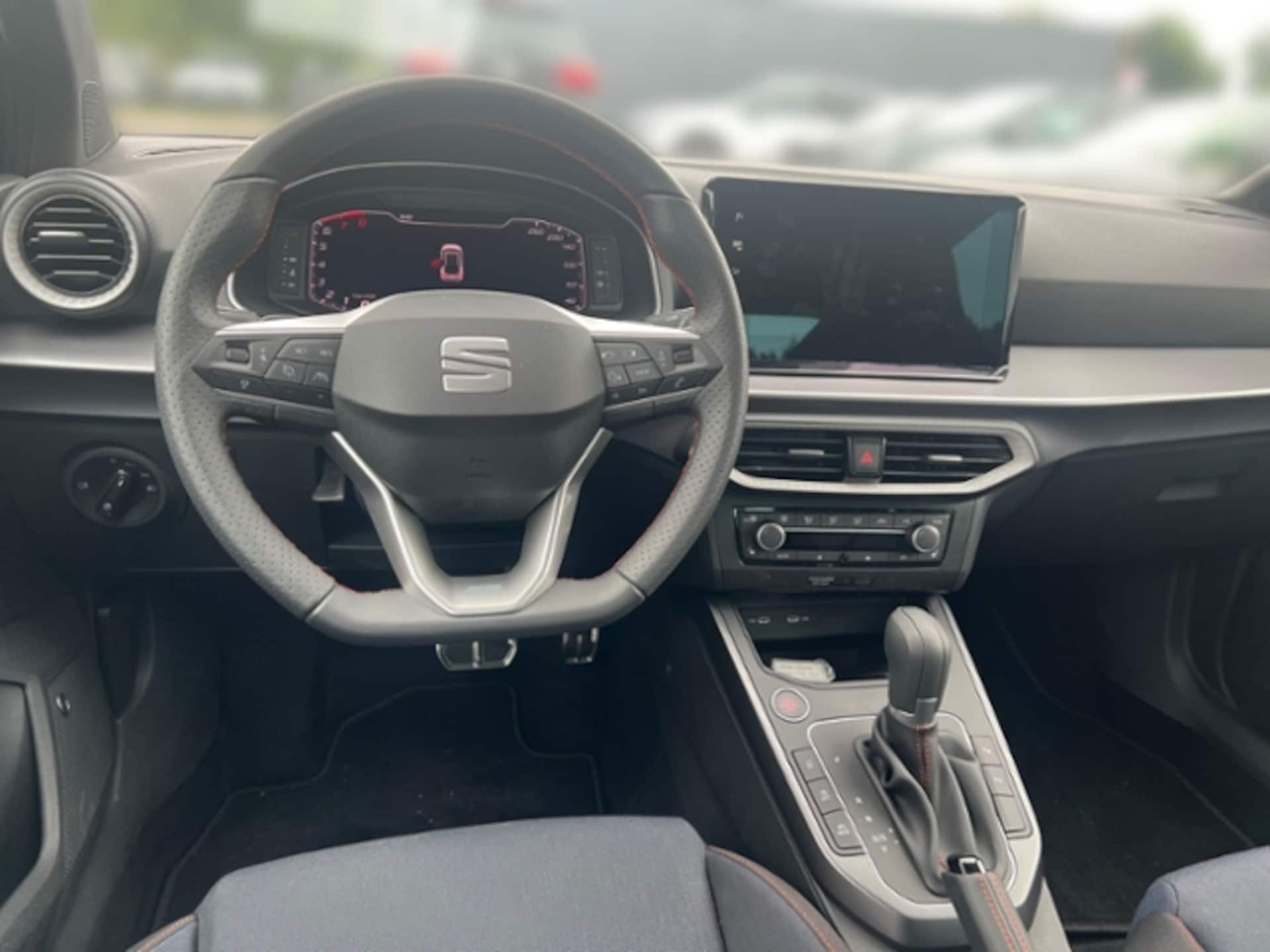 SEAT Arona FR