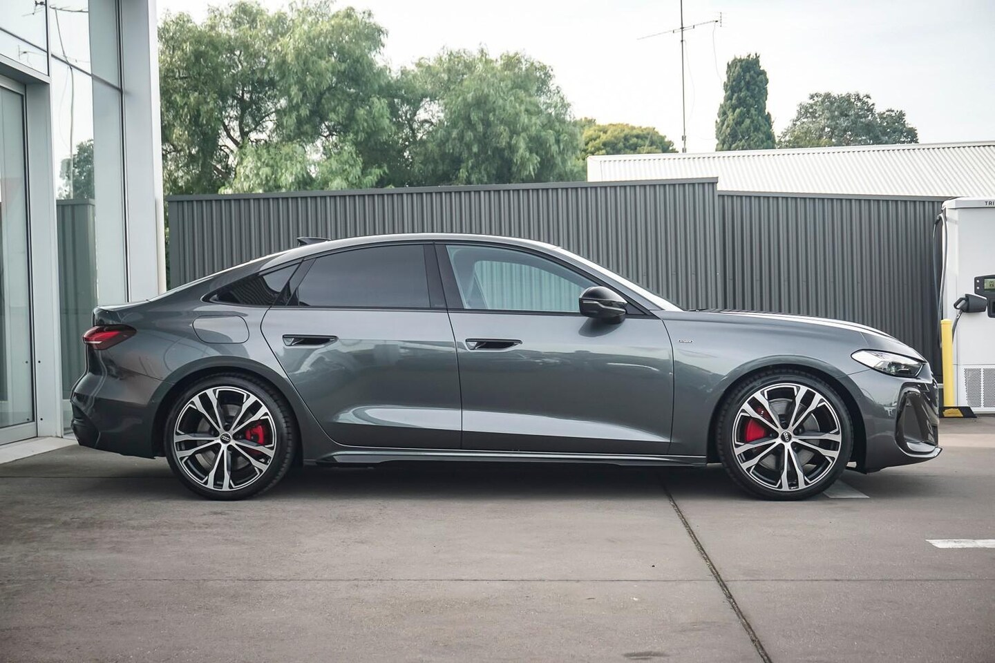 Image about Audi A5 Sedan TFSI e e-hybrid quattro 270 kW S tronic